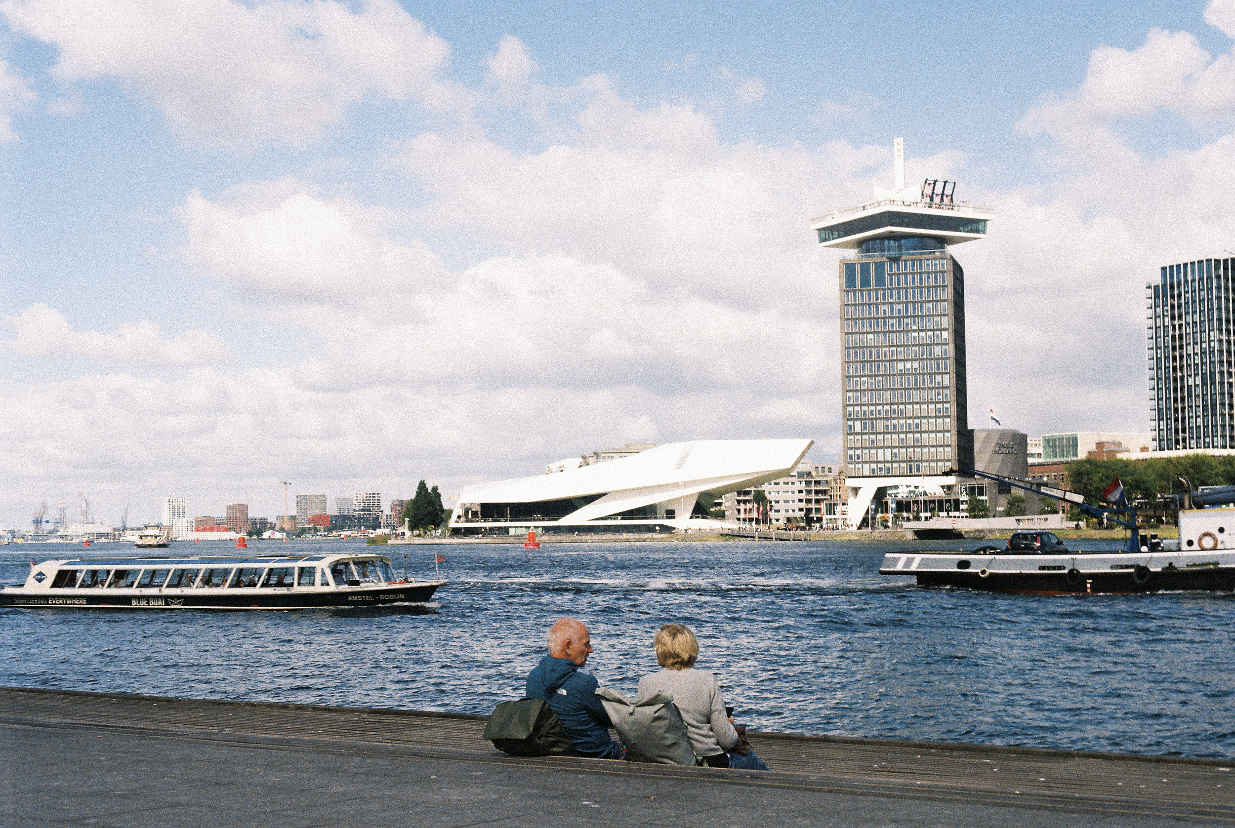 R1-09660-005A.png