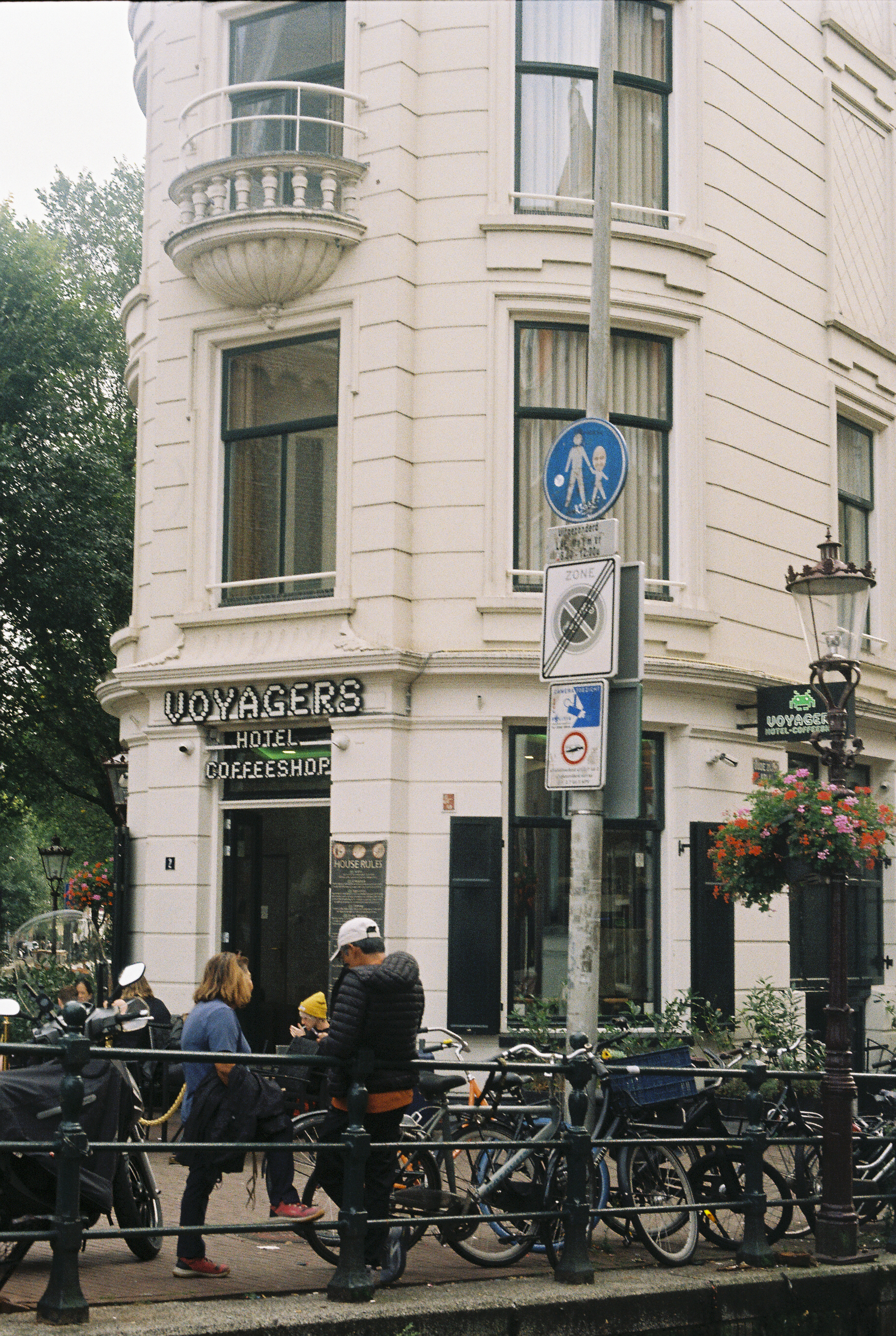 R1-09661-0030.png