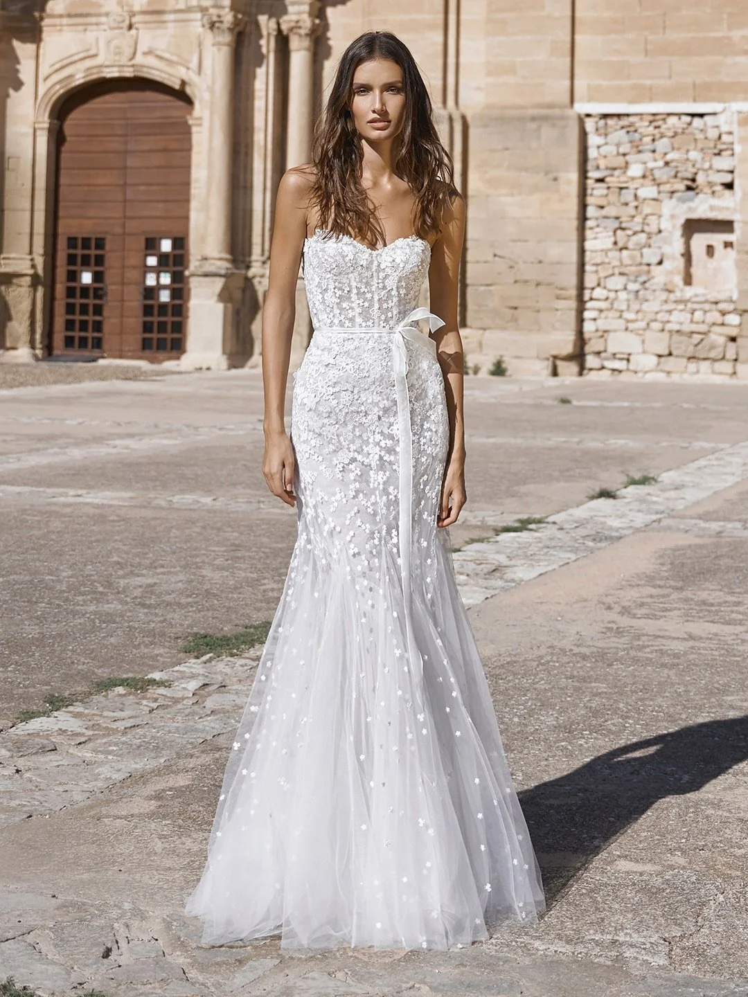 NEW FIND &mdash; Alon Livne Elsa dress is marked 50% off. Find this gorgeous Alon Livne sample gown at The Fjnd Bridal Outlet in Coral Gables where wedding dresses start at 50% off the original price.