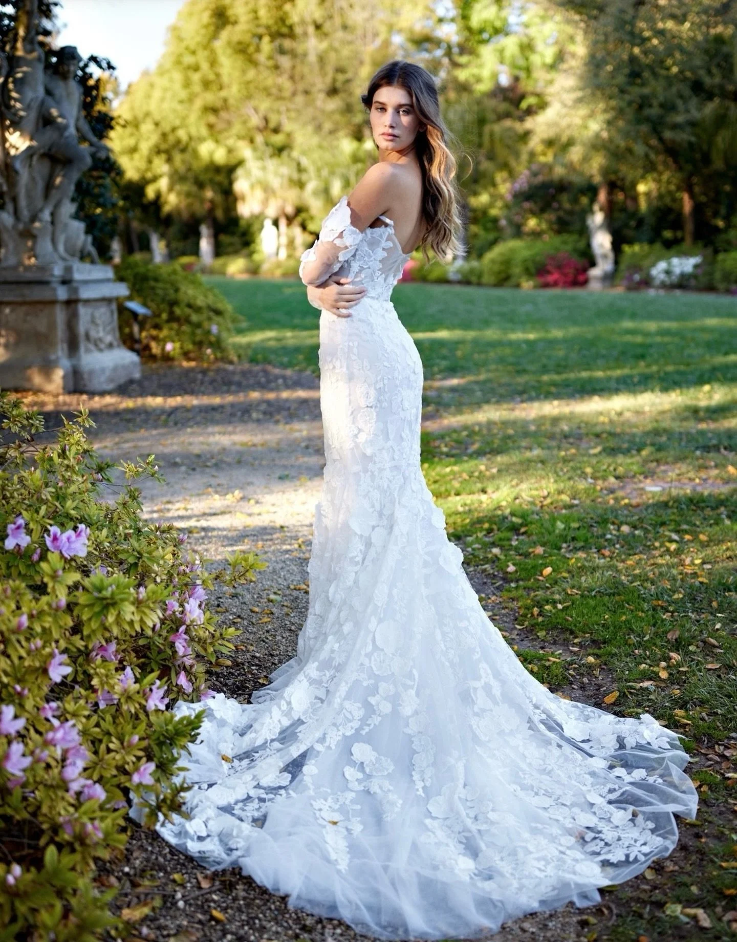 For the bride who knows a good thing when she sees it &mdash; a gorgeous Monique Lhuillier lace wedding dress marked 50% off. Shop Lola by Monique Lhuillier at our bridal sample sale boutique where designer wedding dresses start at 50% off the origin