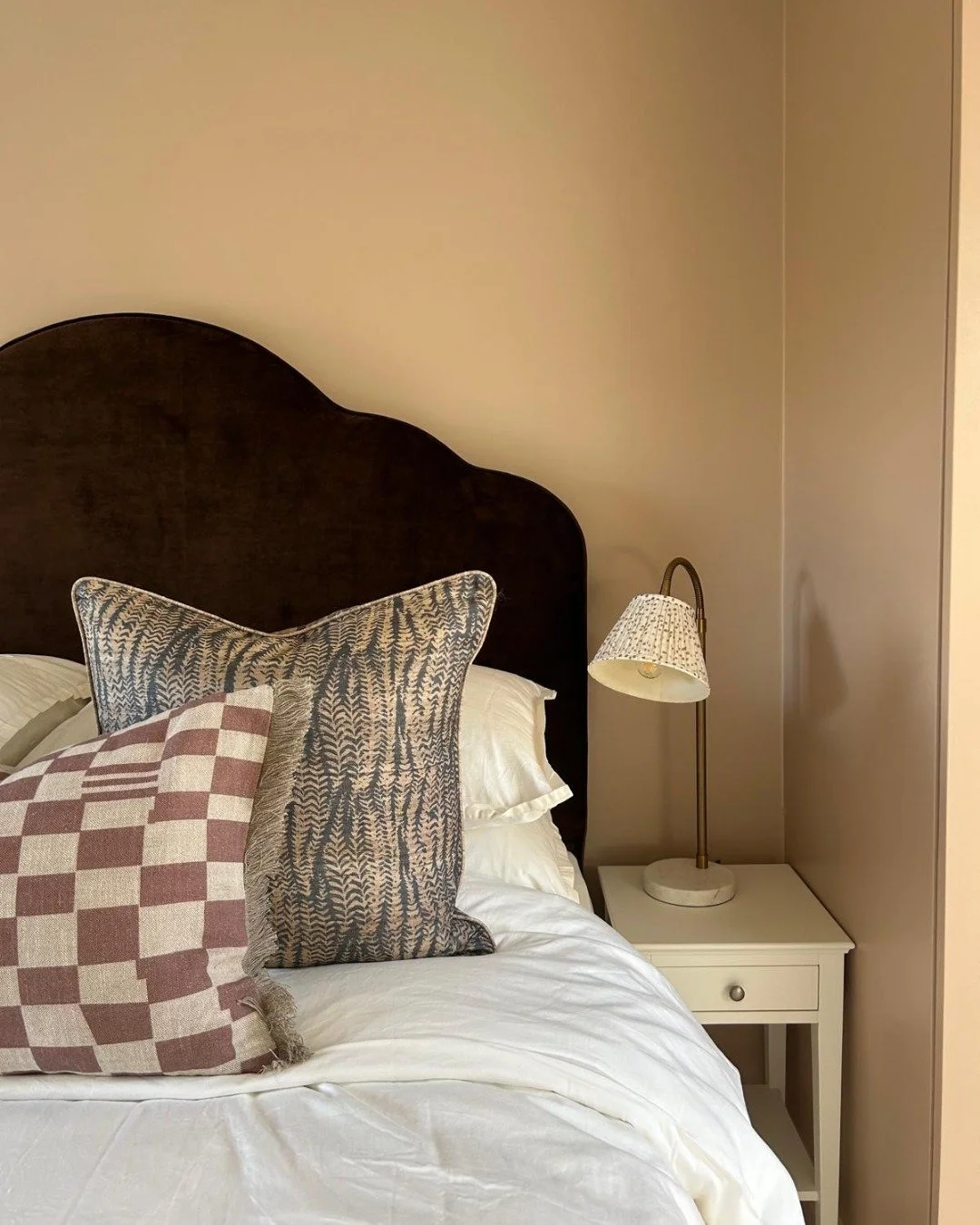 Fluff, in all her scalloped beauty&hellip; soft, considered, and a little bit playful.

This room leans into that gently layered, slightly nostalgic feel, warm tones, mixed prints, nothing too &ldquo;done&rdquo;. It&rsquo;s a softer take on cottage c