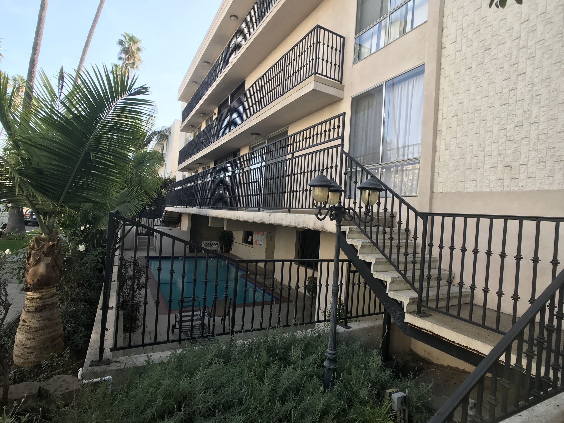 834 4th Street (899).jpg