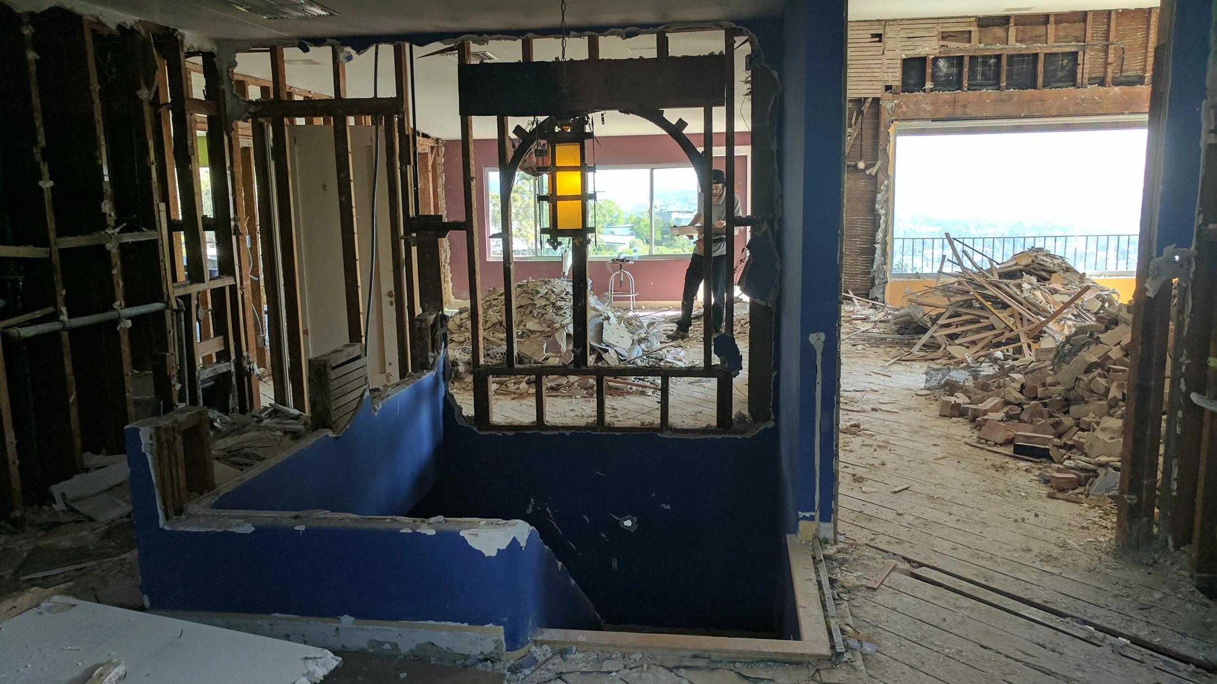 8428 Carlton Way (80).jpg