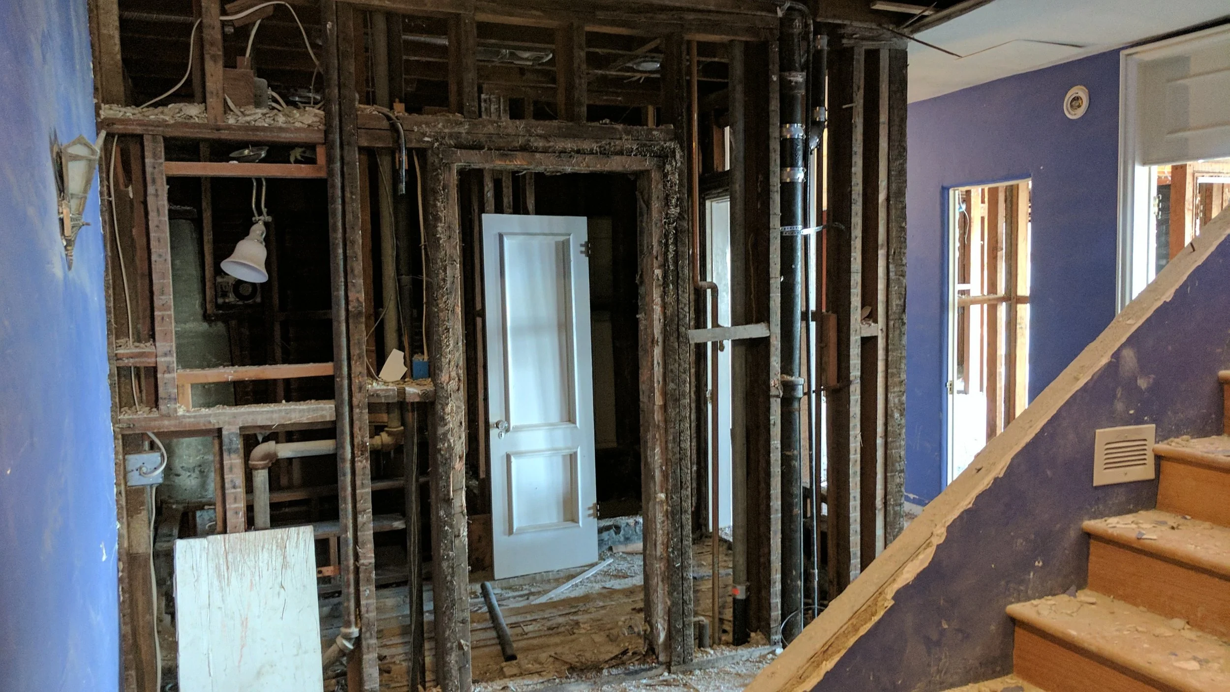 8428 Carlton Way (53).jpg