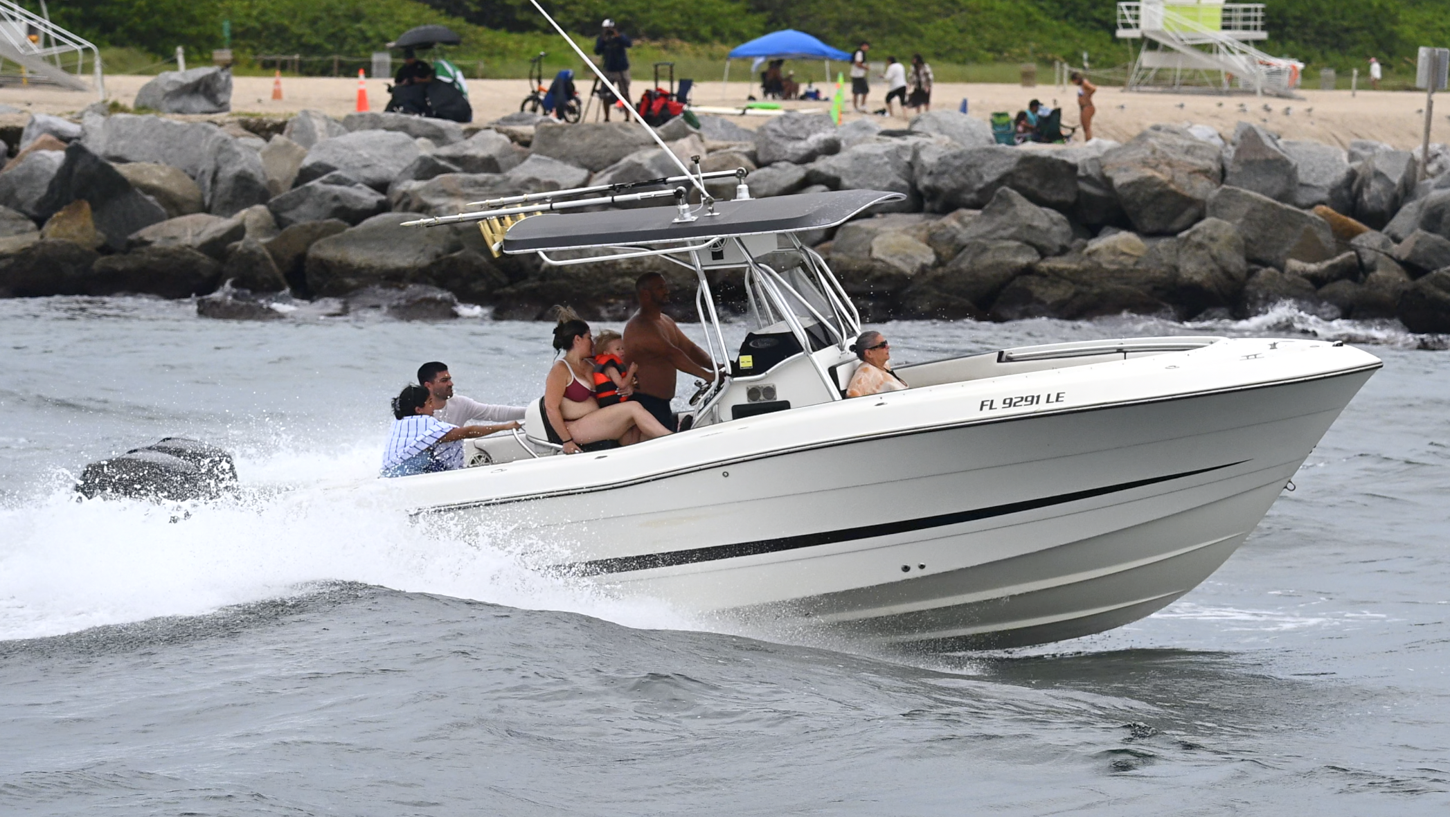 HYDRA-SPORTS BOAT VIDEO AT HAULOVER INLET (CAMERA ONLY) FOR SALE