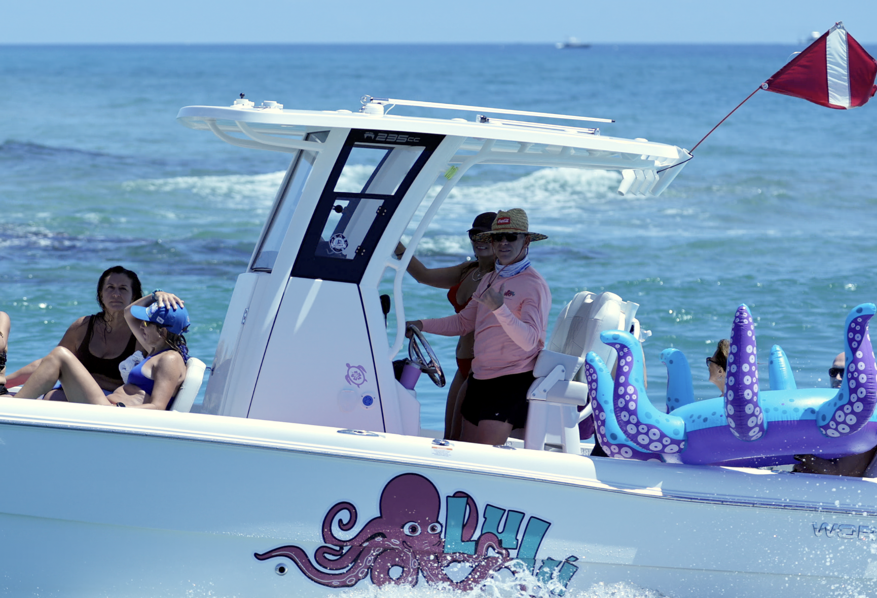 WORLDCAT BOAT VIDEO AT BOCA INLET (CAMERA ONLY) FOR SALE