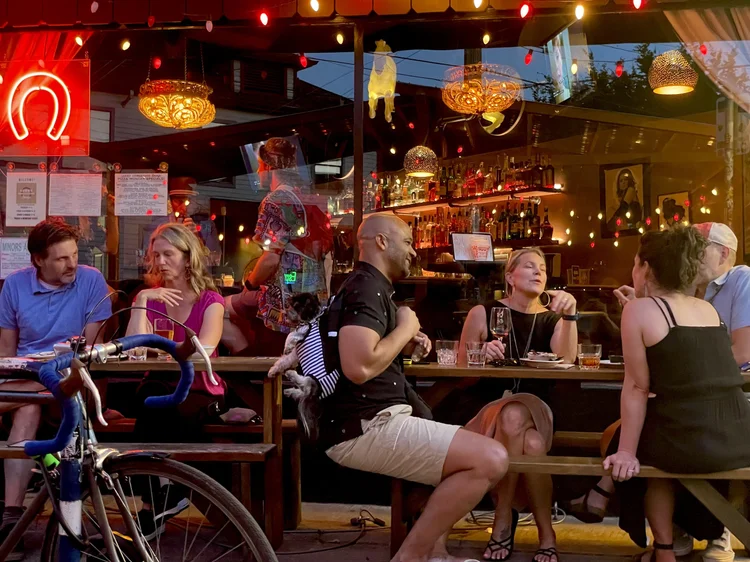 Menu 1 — Lucky Horseshoe Lounge