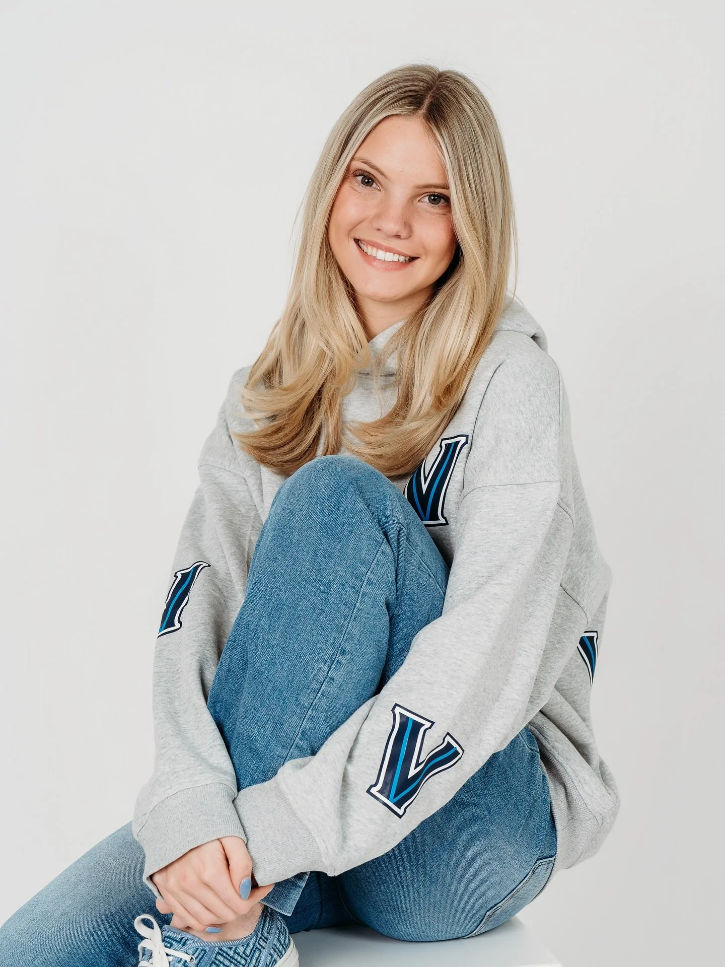 Happy 18th Birthday to our Co-Founder Sienna!
