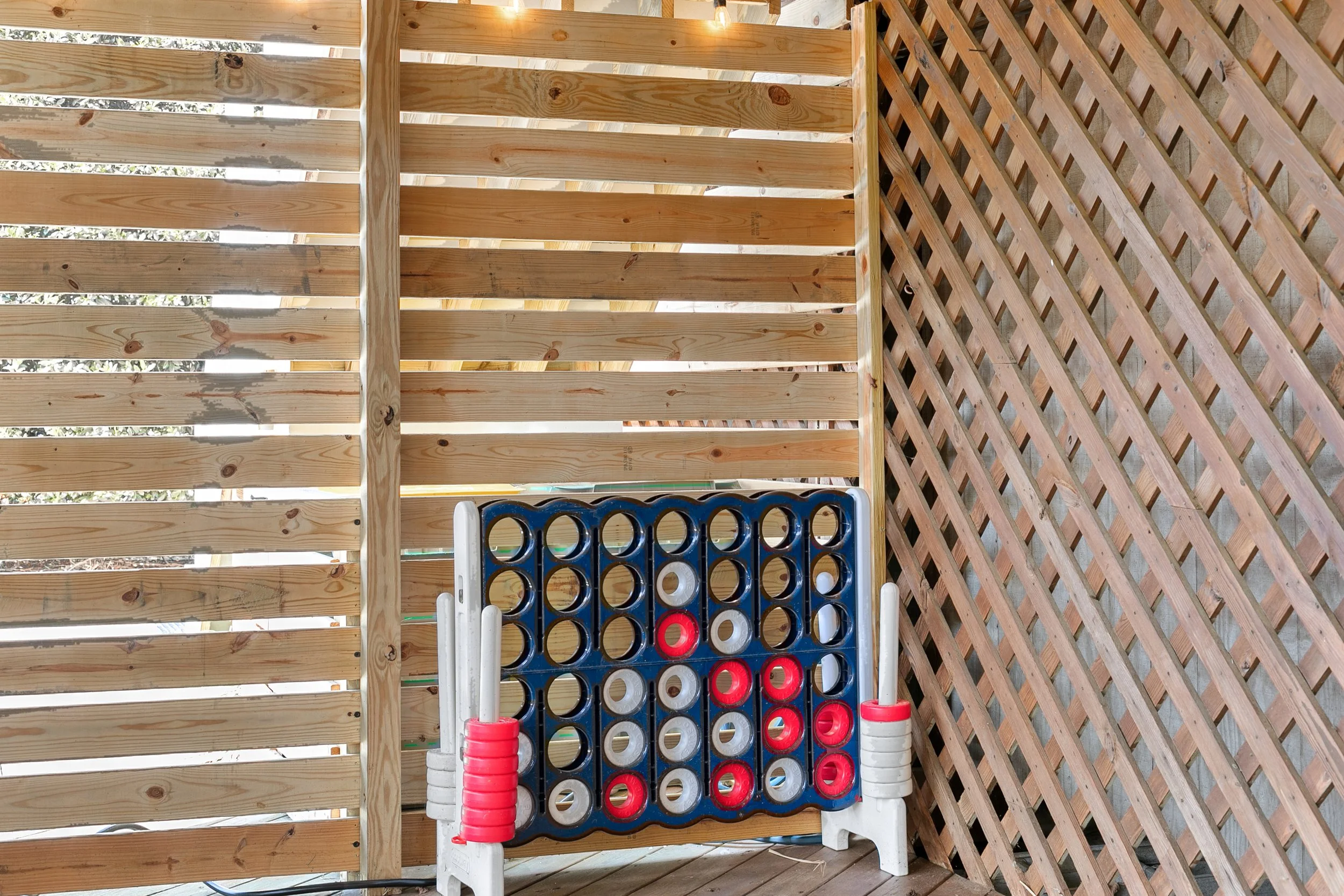 connect four lower-level deck