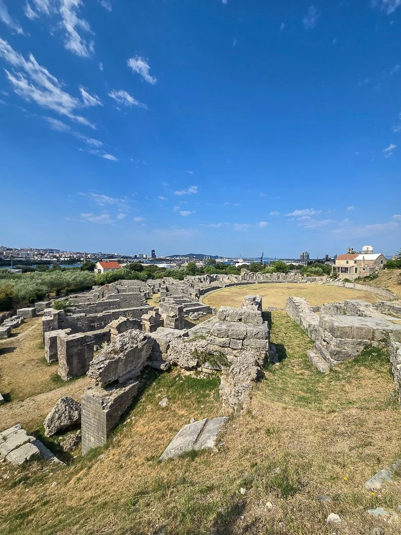 148.jpg