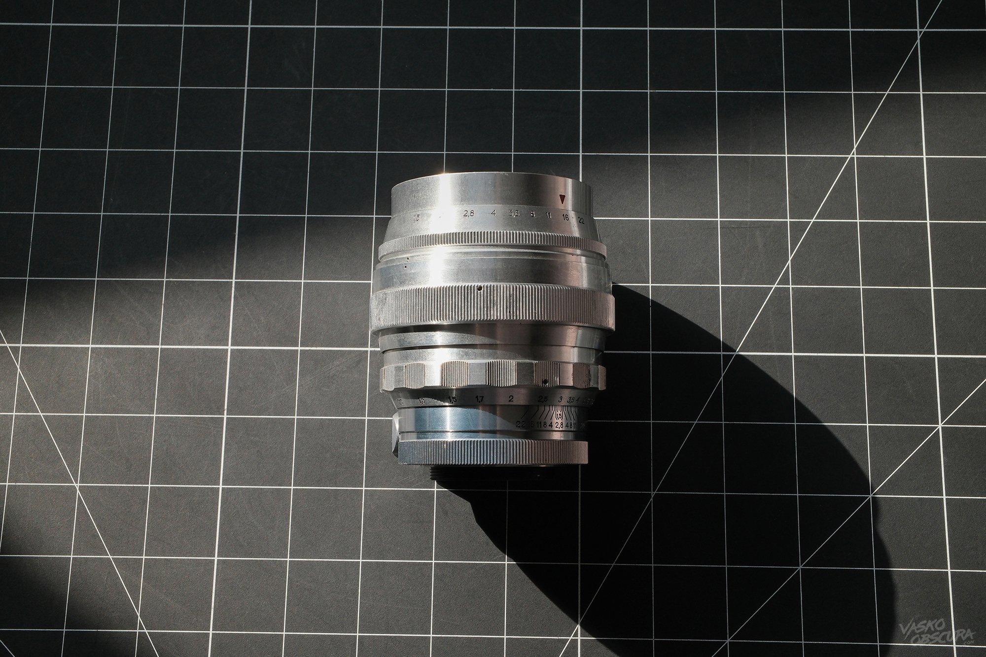 Silver Helios-40 85mm f/1.5 with M39 mount