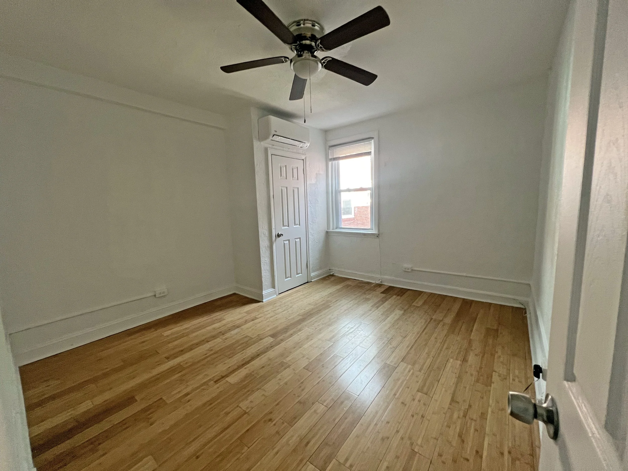 7 3858 Haverford Bedroom.jpg