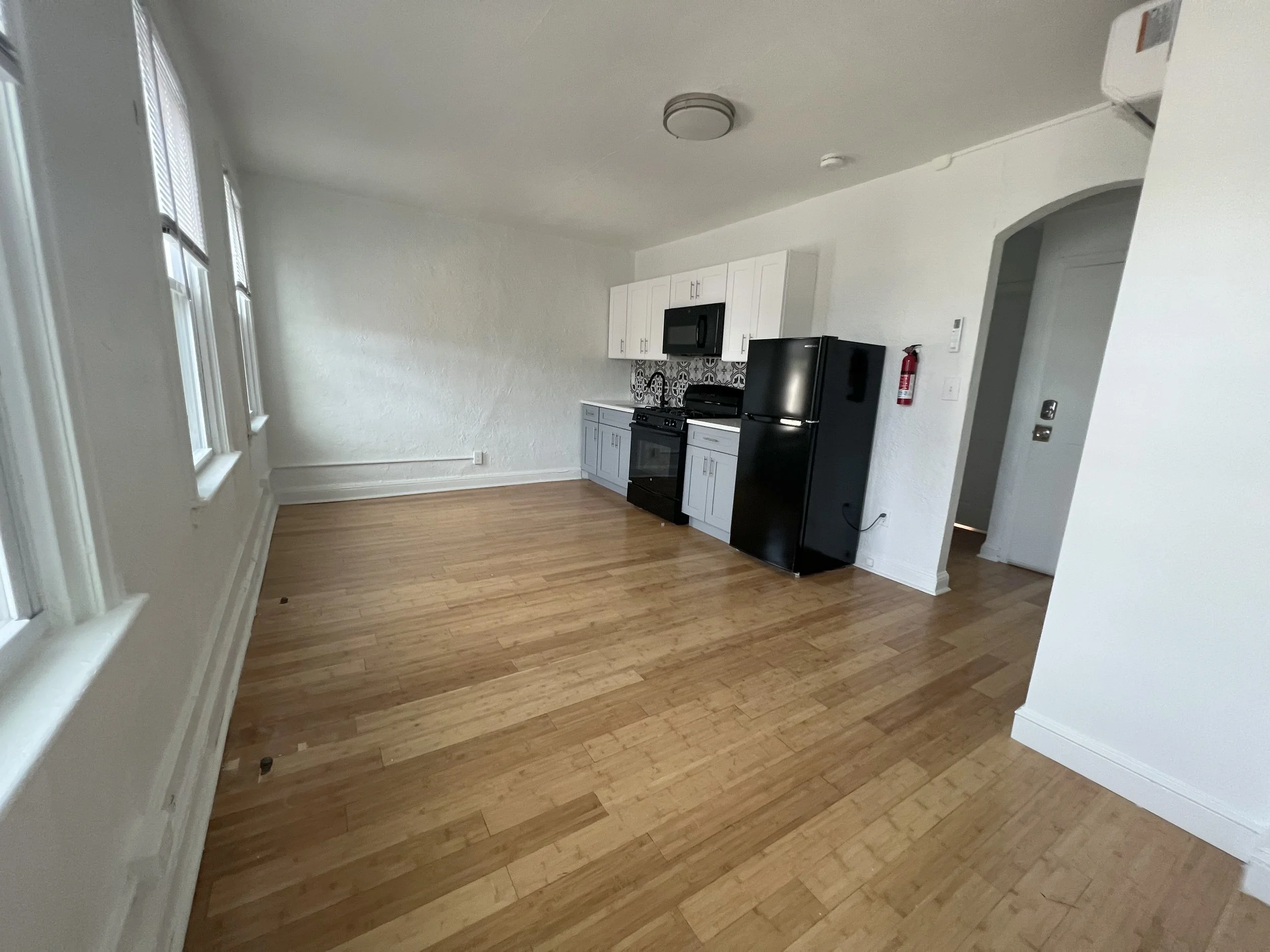 3 3858 Haverford Kitchen2.jpg