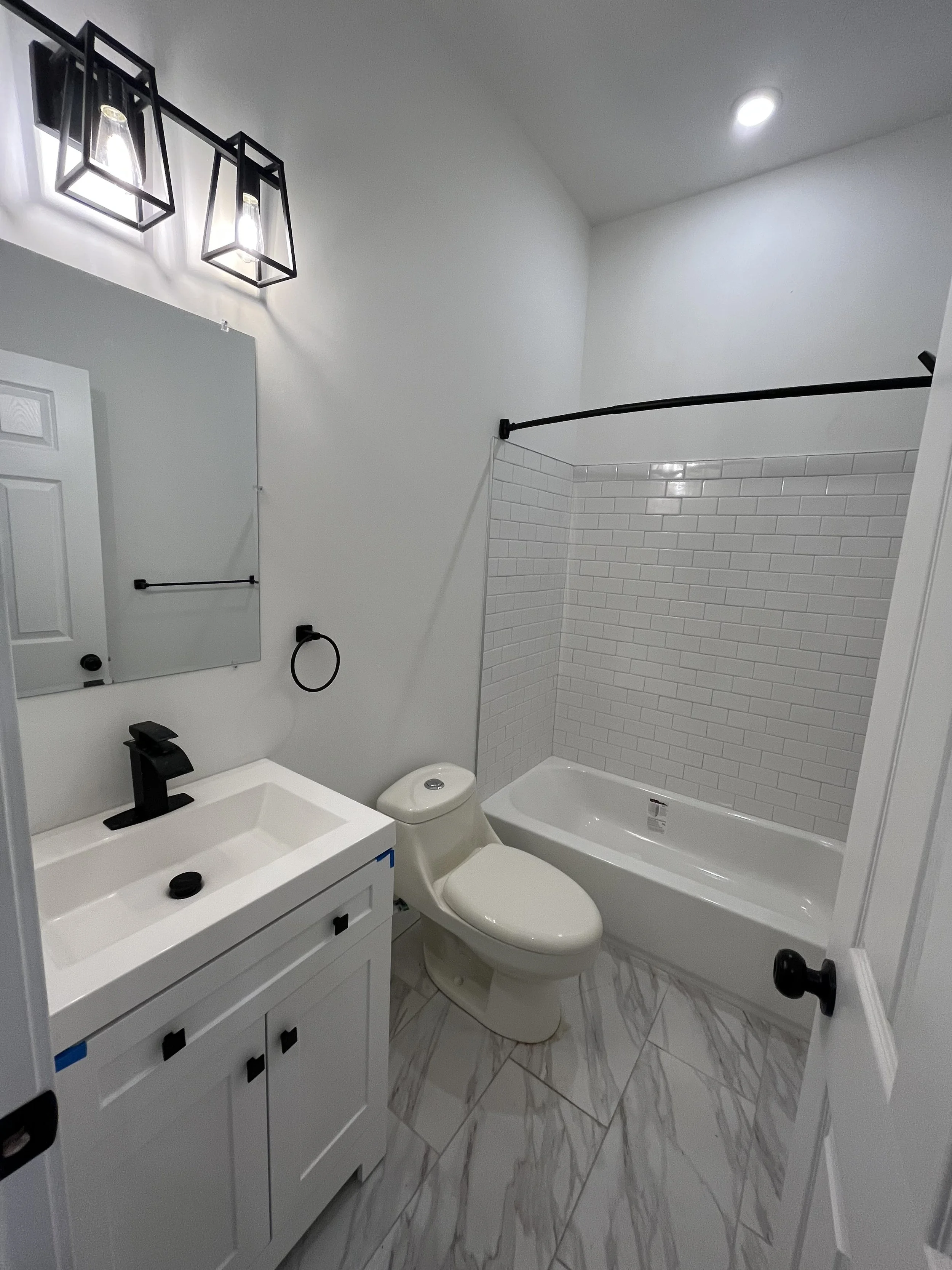 5. Venango bathroom.jpg