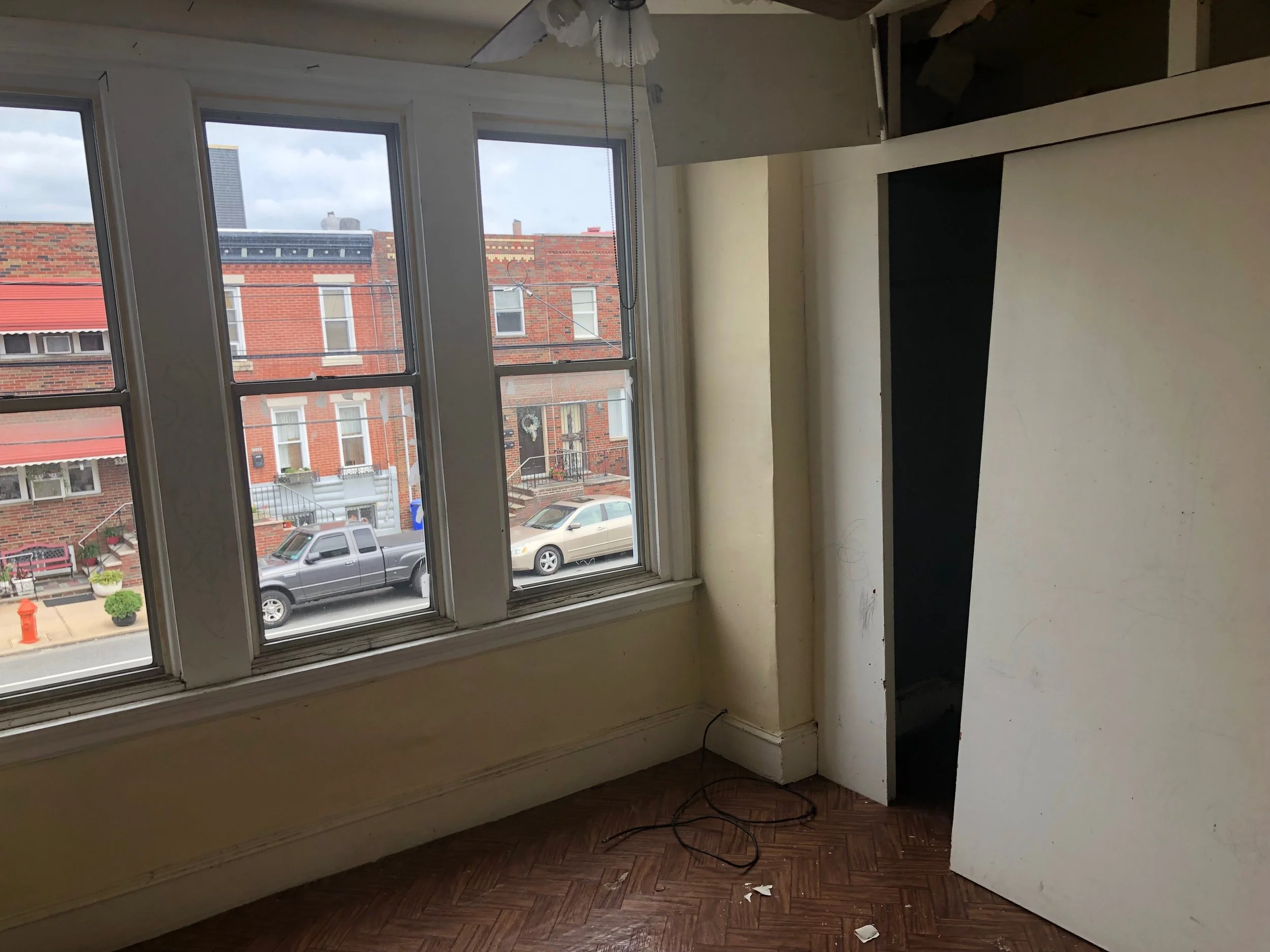 9 Snyder bedroom.JPEG