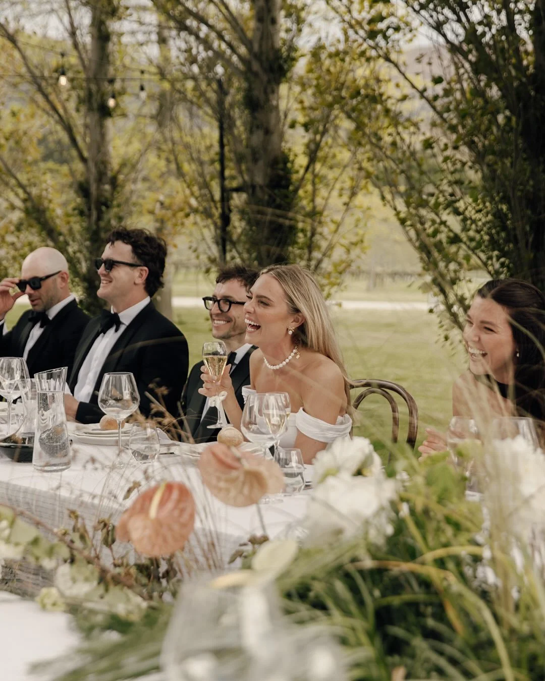 Indie &amp; Matt&rsquo;s wedding was a masterclass in natural elegance. Celebrating surrounded by lush greens and warm walnut textures, creating a day that felt equal parts effortless and deeply intentional.

Ft
Couple. @indiemoxley // @mattmoxley
Im