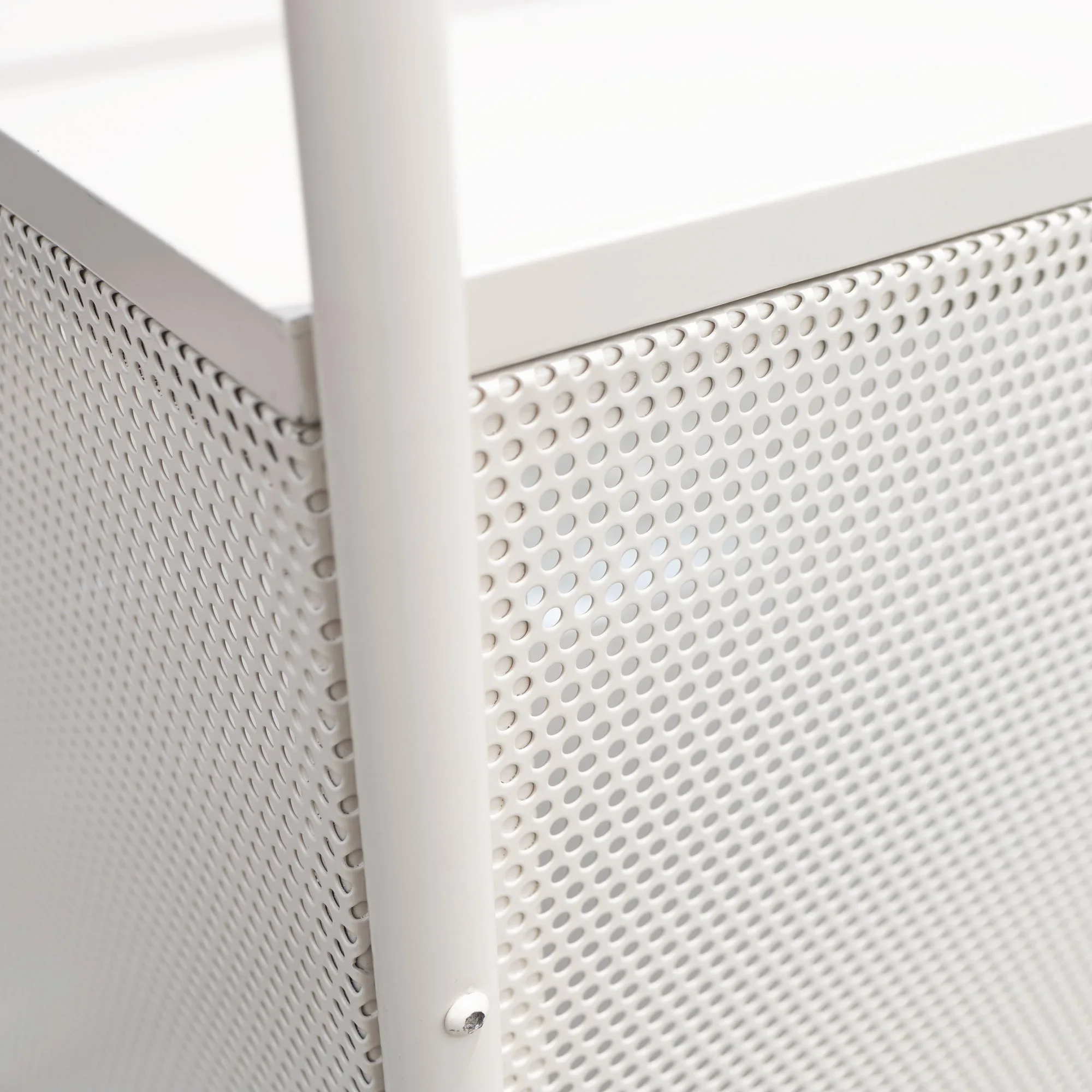 mesh-barunit-sand-close (1).webp