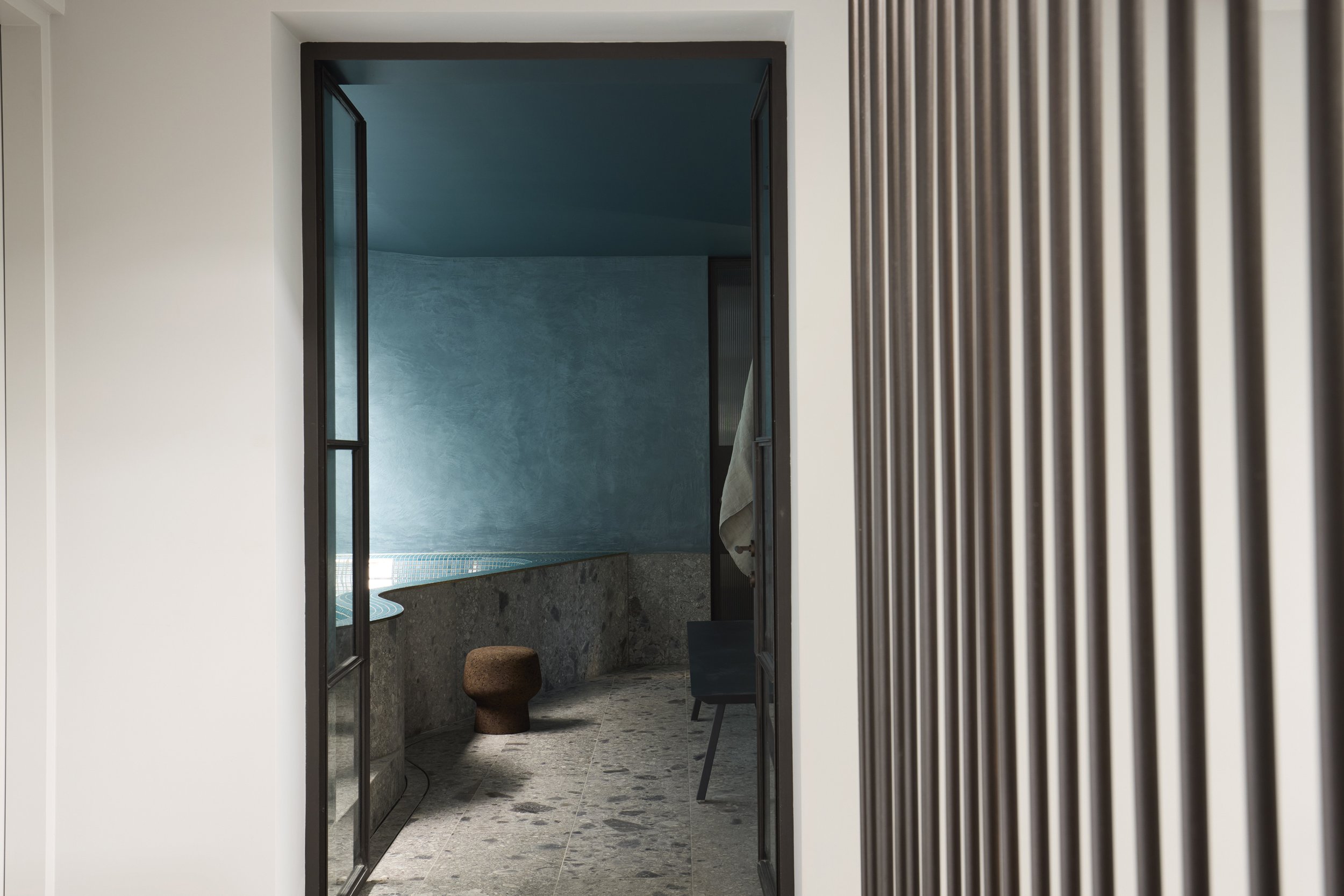 LRA_thrupp st12730 1.jpg