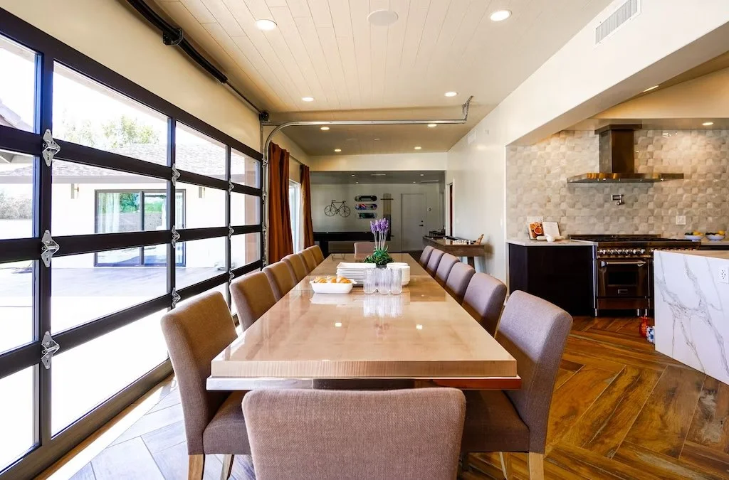 dining1.jpeg