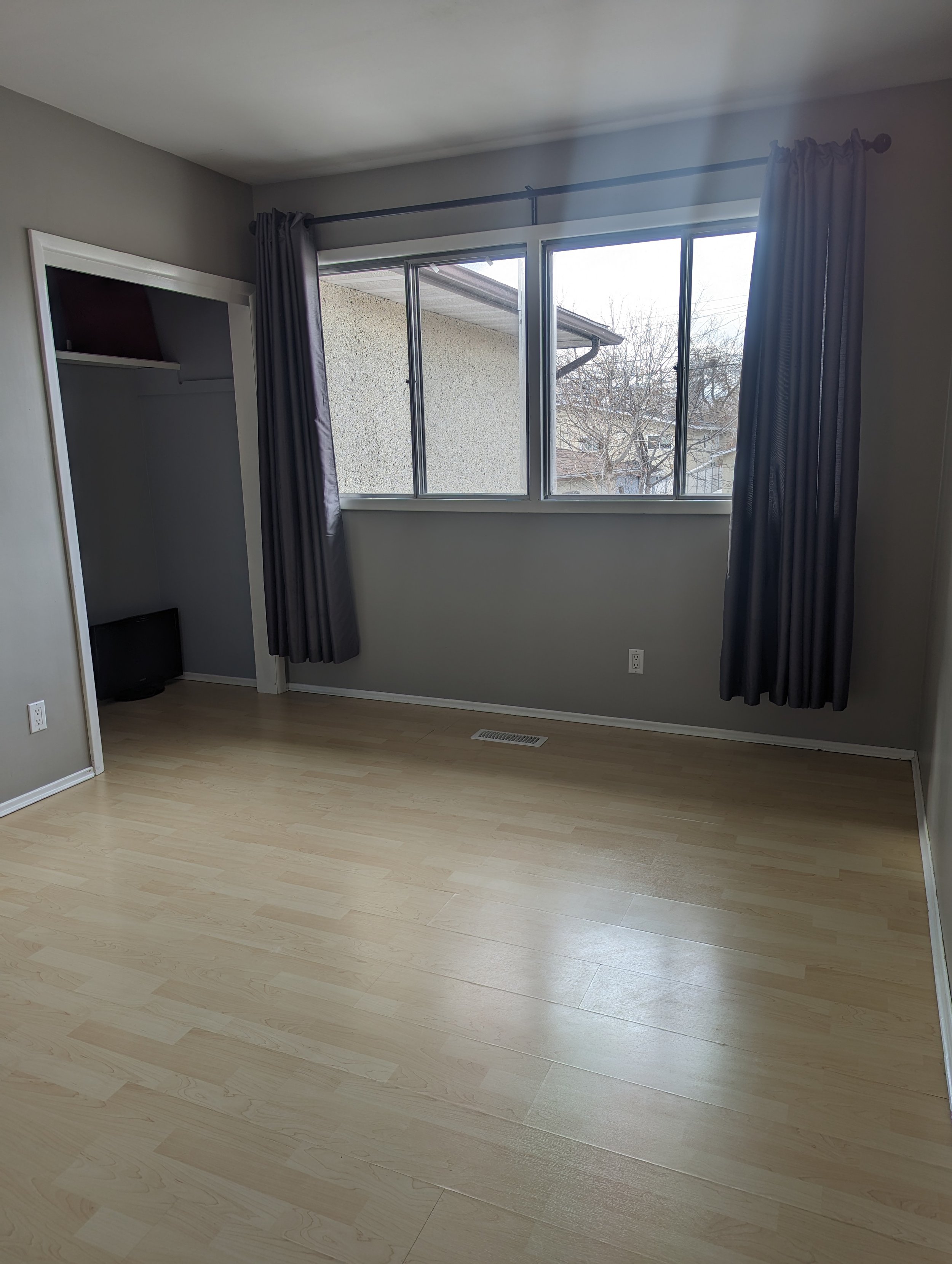 Sky Manor 3rd Bedroom.jpg