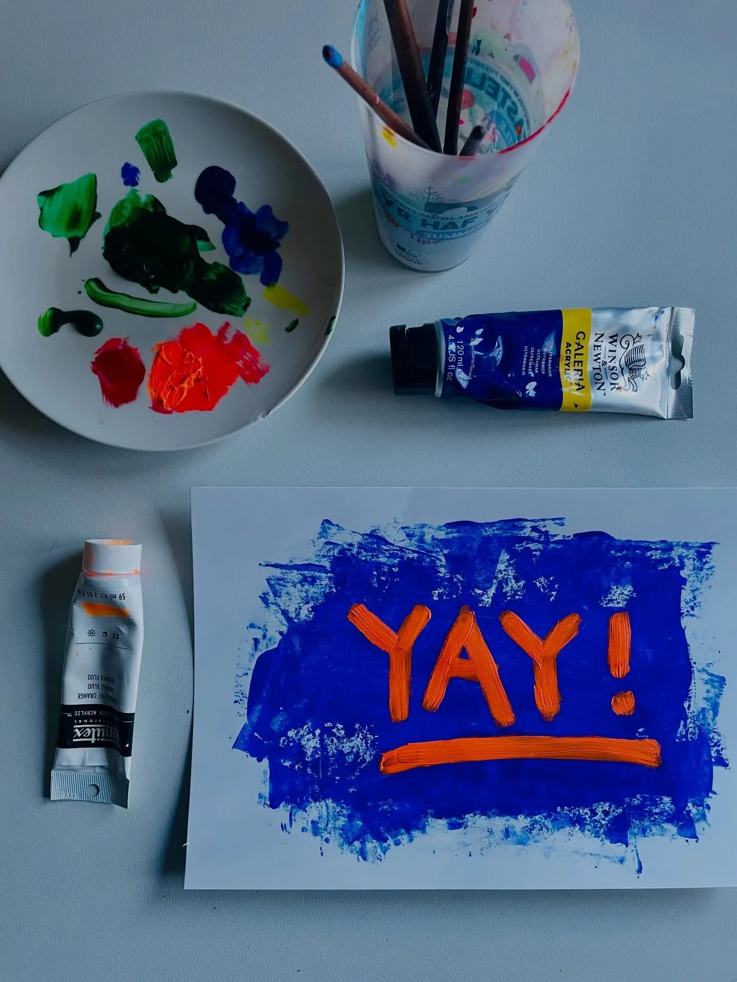 No hooks, no CTAs, no (more) hearts on sleeves (IYKYK 😅😮&zwj;💨)&hellip; just a gentle carousel of behind the scenes studio gubbins&hellip; old finds (including an Escher-esque drawing of my hand from GCSE Art era), some left-handed (always) drawin