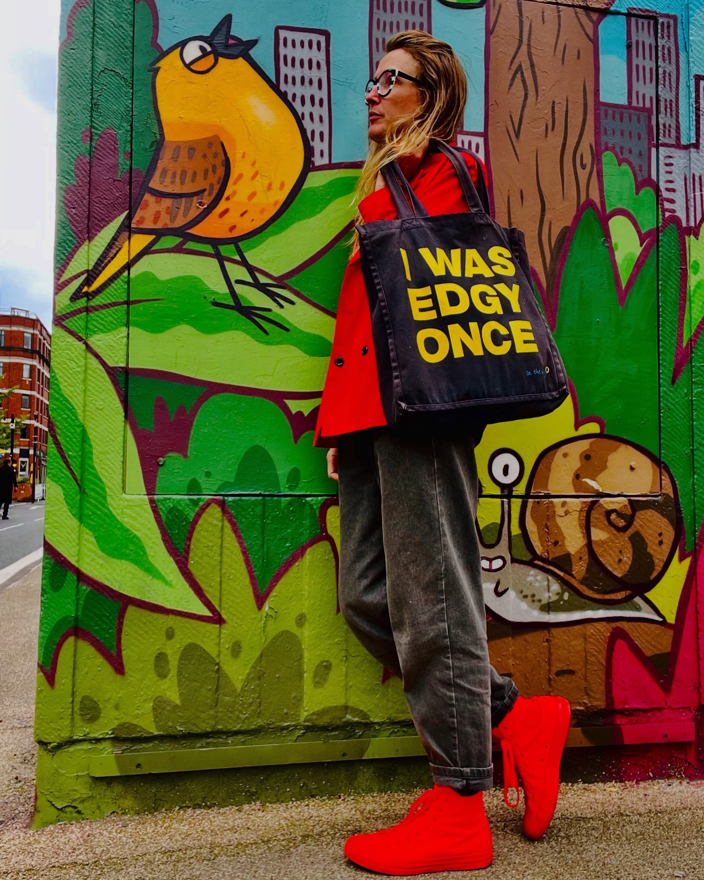 Folks! It&rsquo;s time! Time to RETIRE the original and iconic bag, myth, legend that is the Edgy Bag in French Navy/Yellow 😮😮

**Update: THERE ARE THREE LEFT!**

*

NB: This is NOT the end of Edgy Bags in general - but it&rsquo;s time to bring in 