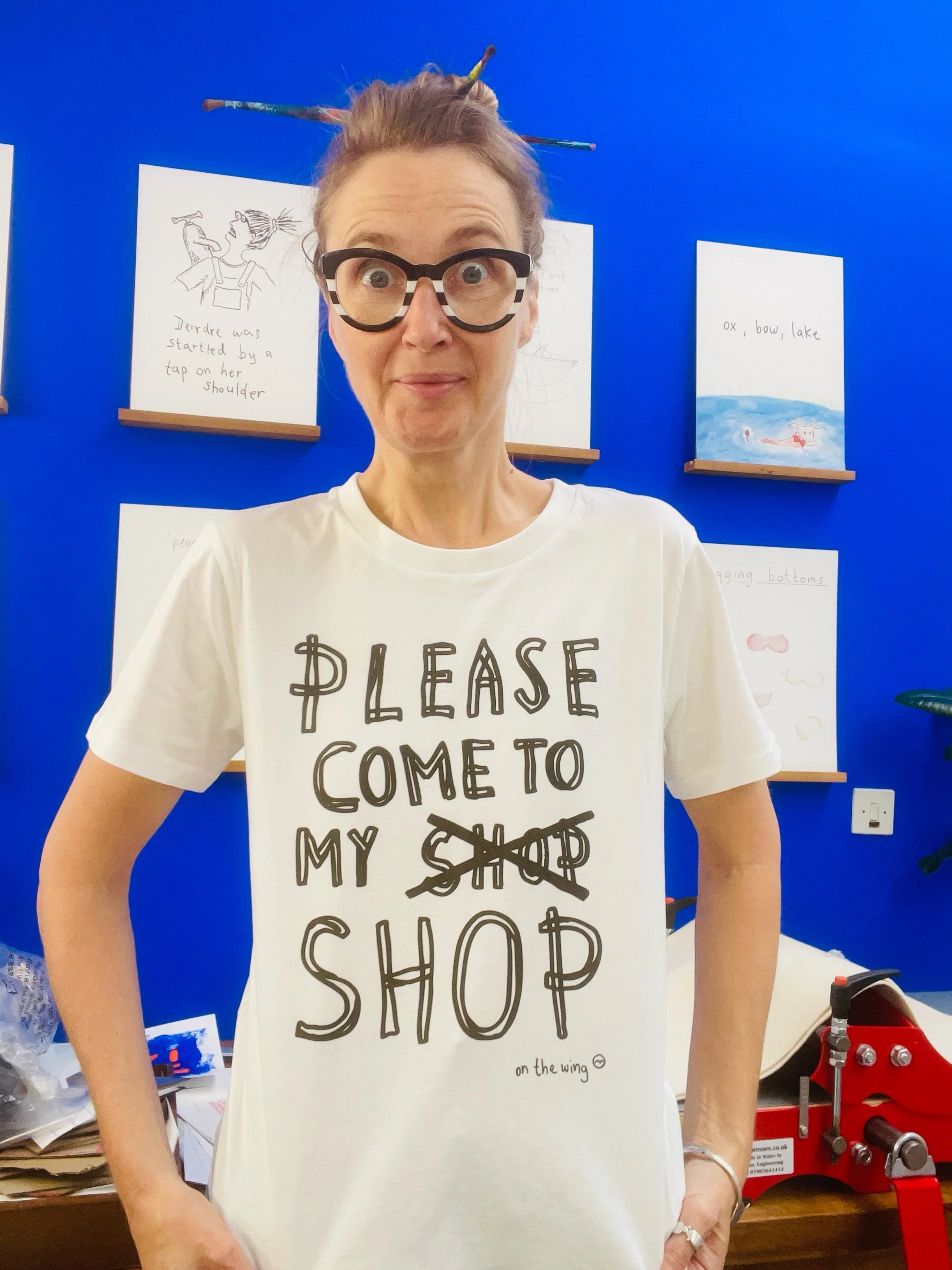 The &lsquo;staff&rsquo; uniform is being dusted down (aka: ironed on the floor-ish 😂)&hellip;

Which can only mean ONE THING&hellip;

Art and craft fair season is now upon us again! 🥳 

And to kick-off the season, I&rsquo;ll be at @great_northern_e