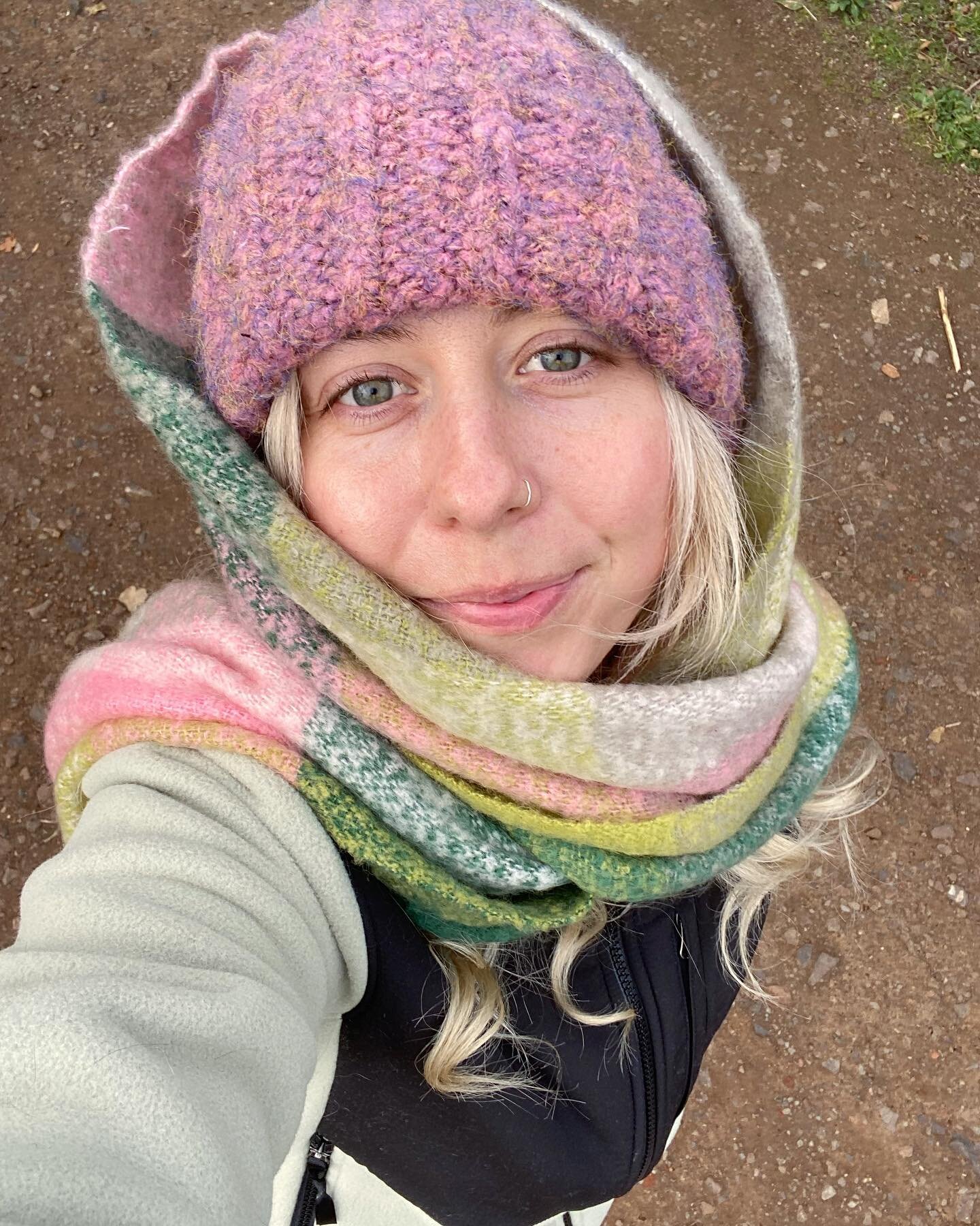 💚💚🧚🏼&zwj;♂️🧚🏼&zwj;♂️🎄🎄