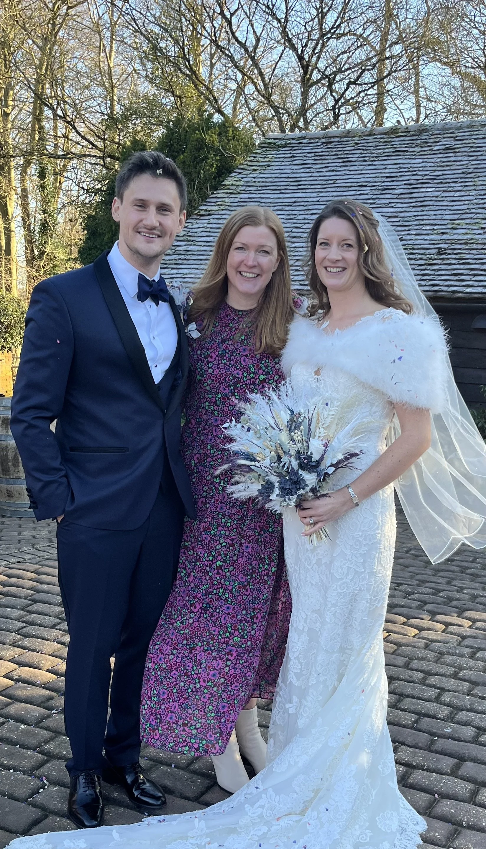 Old Luxters Barn wedding venue - Suzi - wedding celebrant Oxfordshire 1