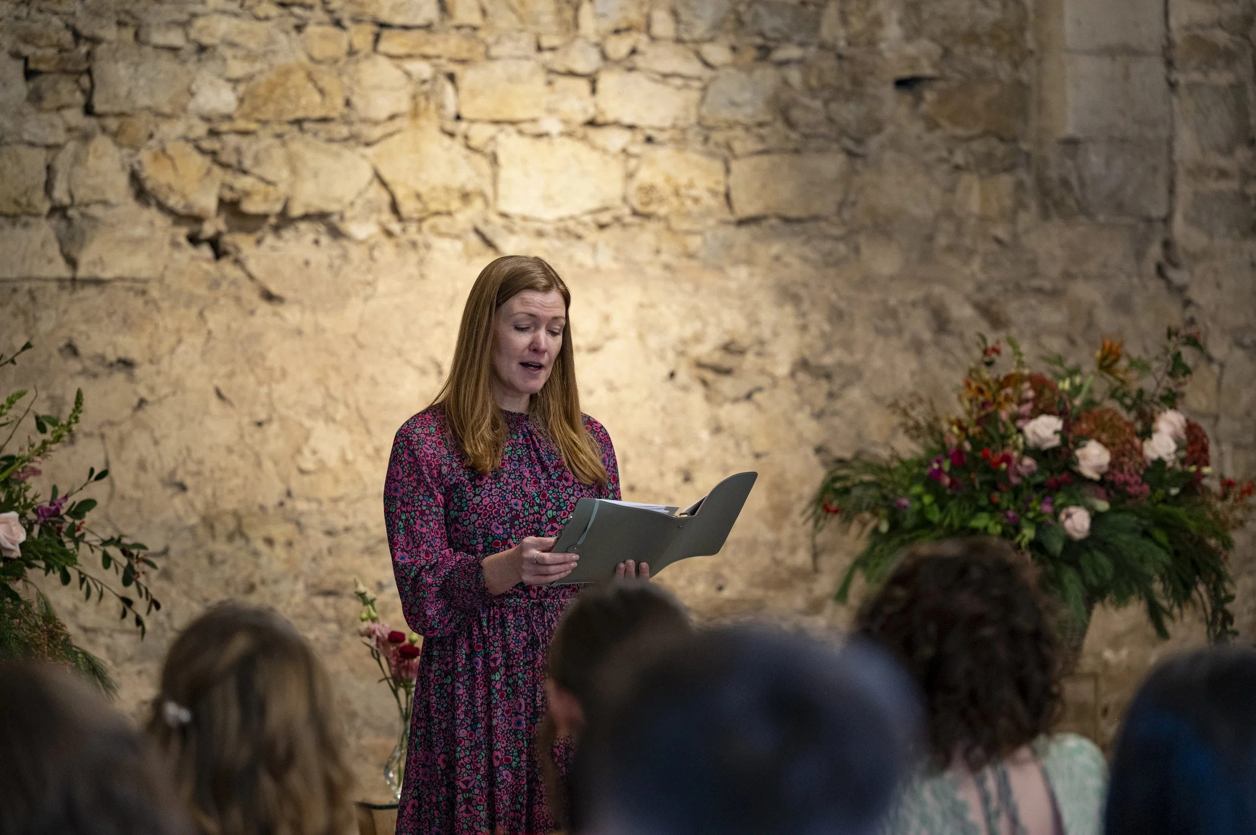 Notley Abbey wedding venue- Oxfordshire celebrant-Laura Hinski Photography 7