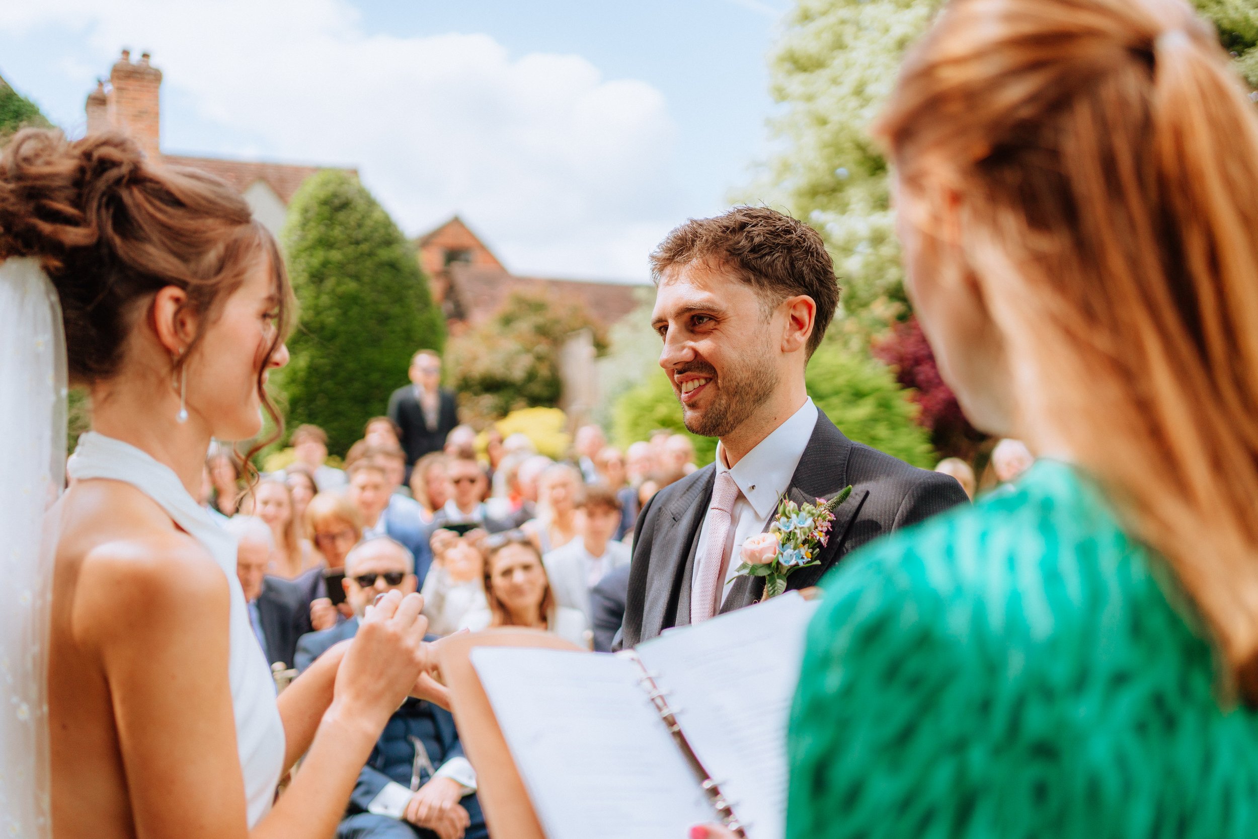 Old Luxters Wedding venue - Suzi wedding celebrant - Berkshire - ChrisAndrewsPhotography -1 