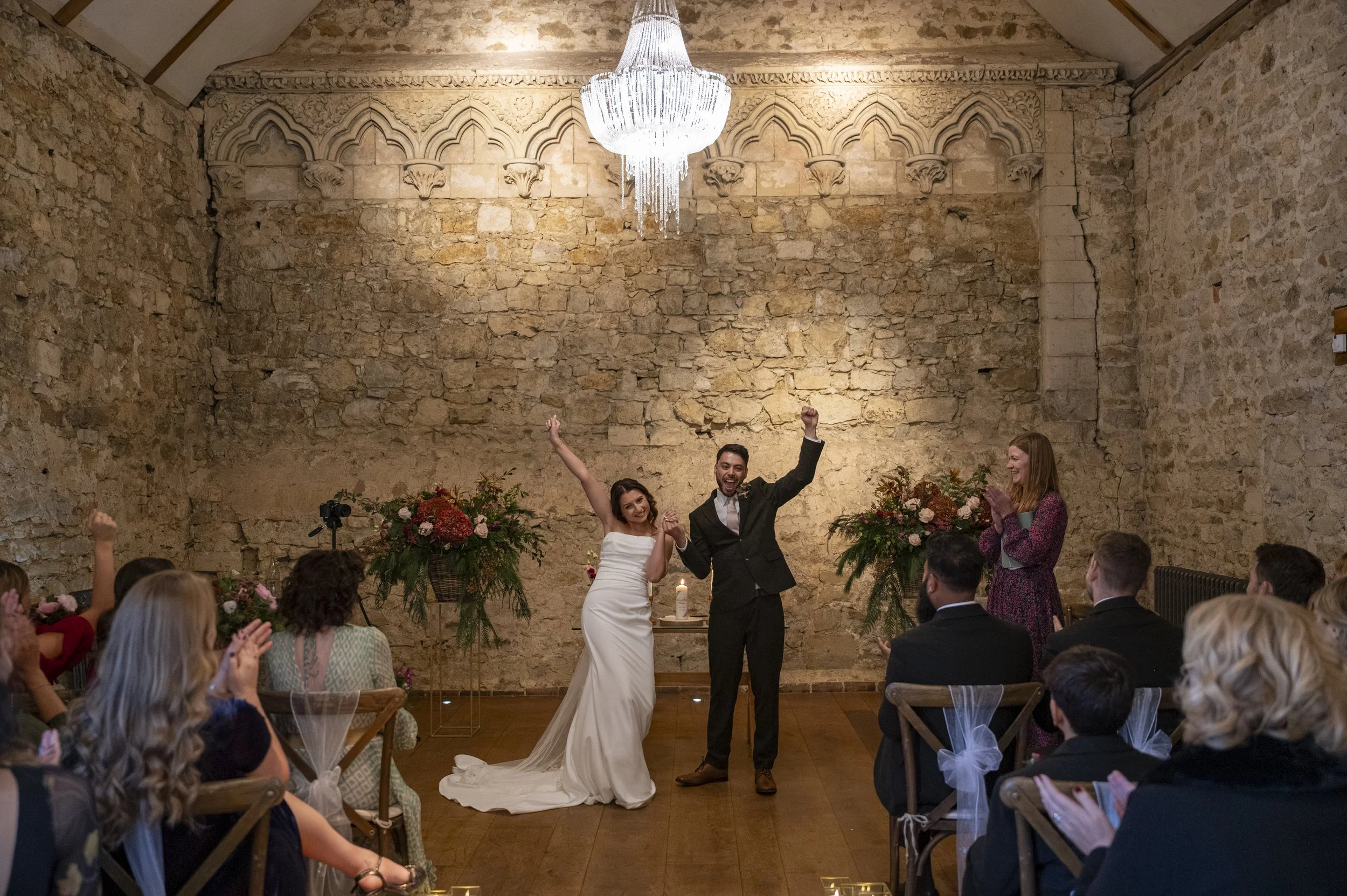 Notley Abbey wedding venue- Oxfordshire celebrant-Laura Hinski Photography 4