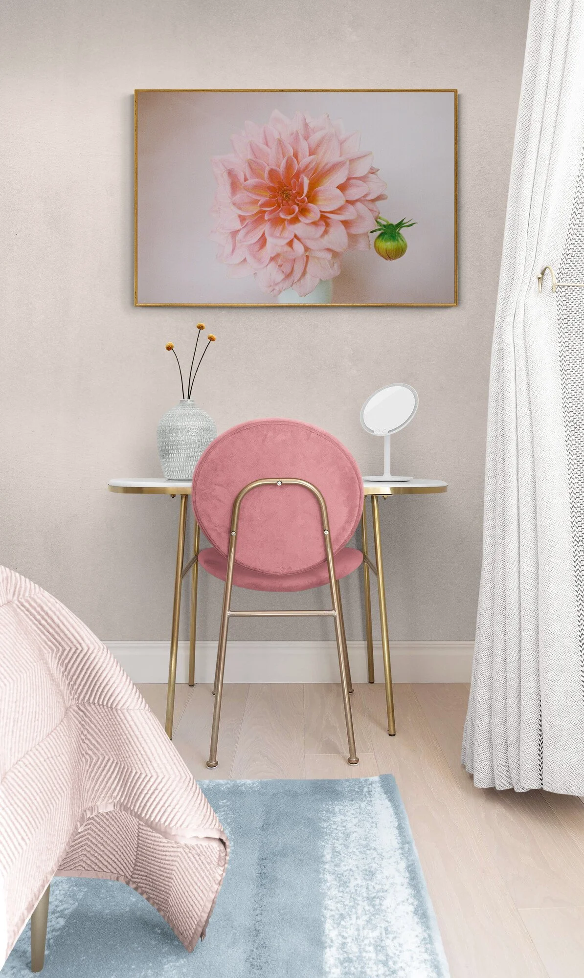 bedroom-with-vanity-table.jpg