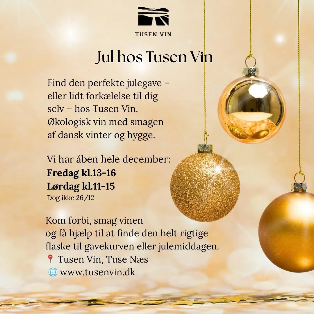🎄 Find den perfekte julegave &ndash; eller lidt fork&aelig;lelse til dig selv &ndash; hos Tusen Vin 🎁
Vores &oslash;kologiske vine er skabt her t&aelig;t p&aring; fjorden og fyldt med smagen af hygge, n&aelig;rv&aelig;r og koldklimamagien, vi elske