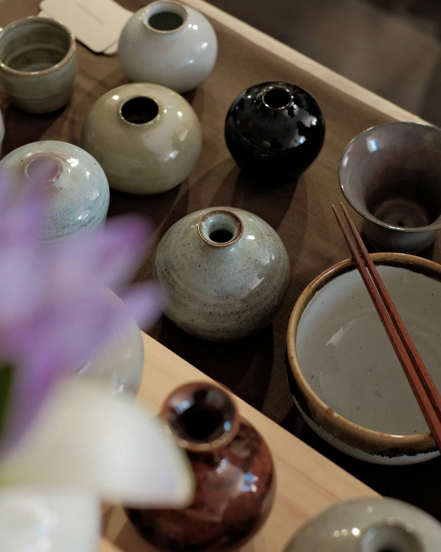 As always, thankyou to everyone who stopped by my stall at @kirribillimarkets yesterday! 🙏🏼 Was so nice seeing some new and familiar faces and seeing some of my favourite pieces find their forever homes. 🌿 If you took home a piece, I&rsquo;d love 