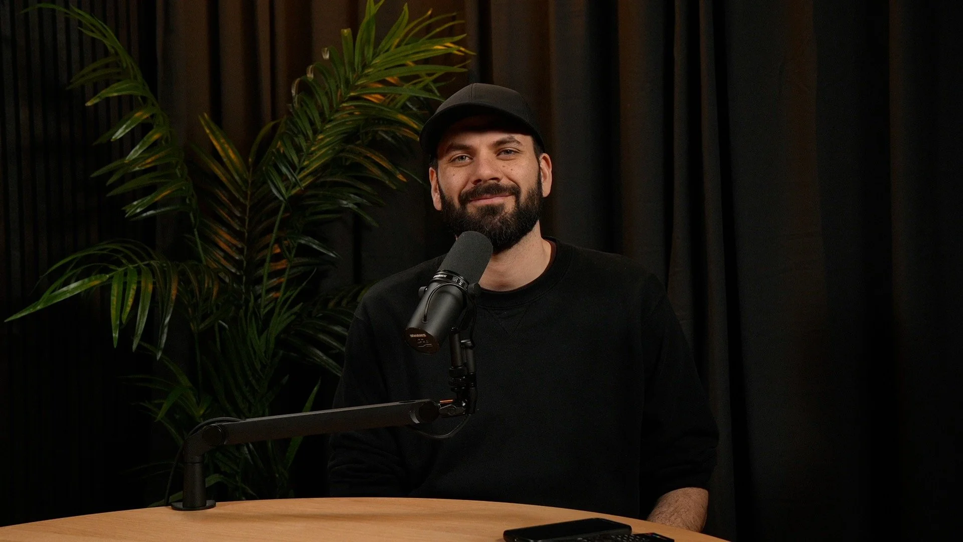 Faste rammer i et podcast studie gør podcastproduktion  nemmere