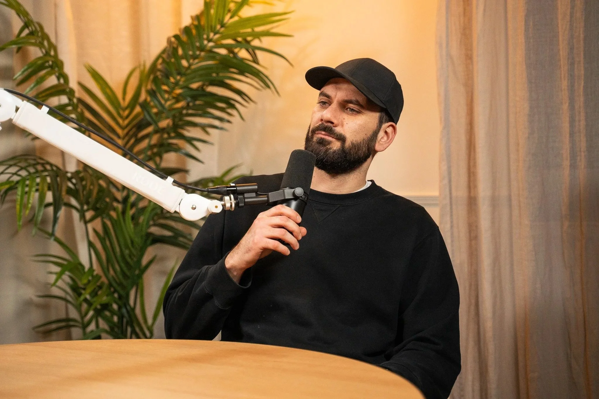 Podcast mikrofon til hjemmestudie og optagelse af podcast hjemme