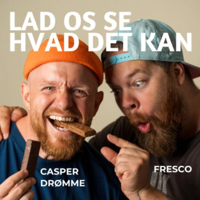 Professionelt podcast studie i København med flere mikrofoner og kameraer til video podcast