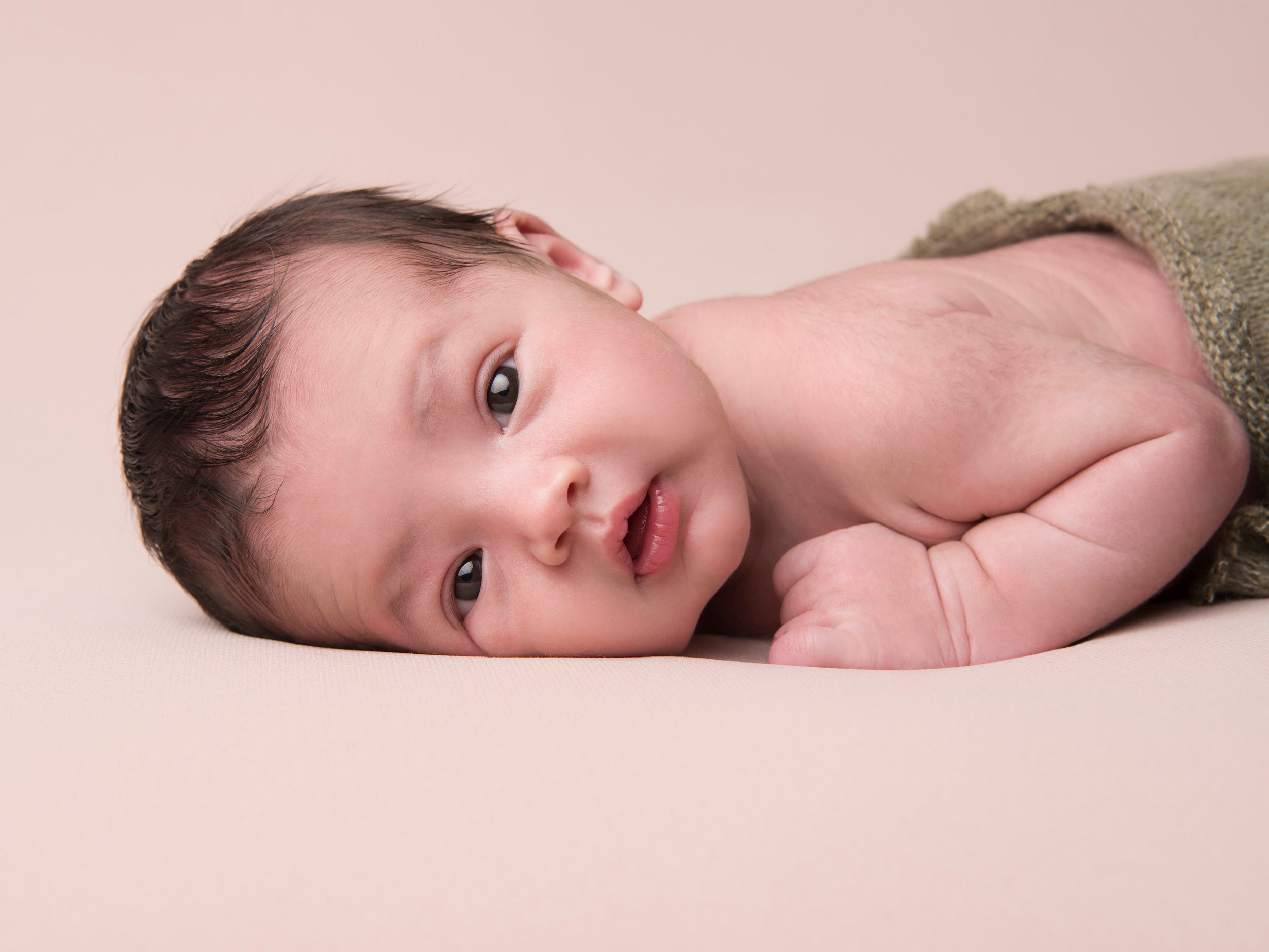 newborn-baby-photographer-central-London.jpg