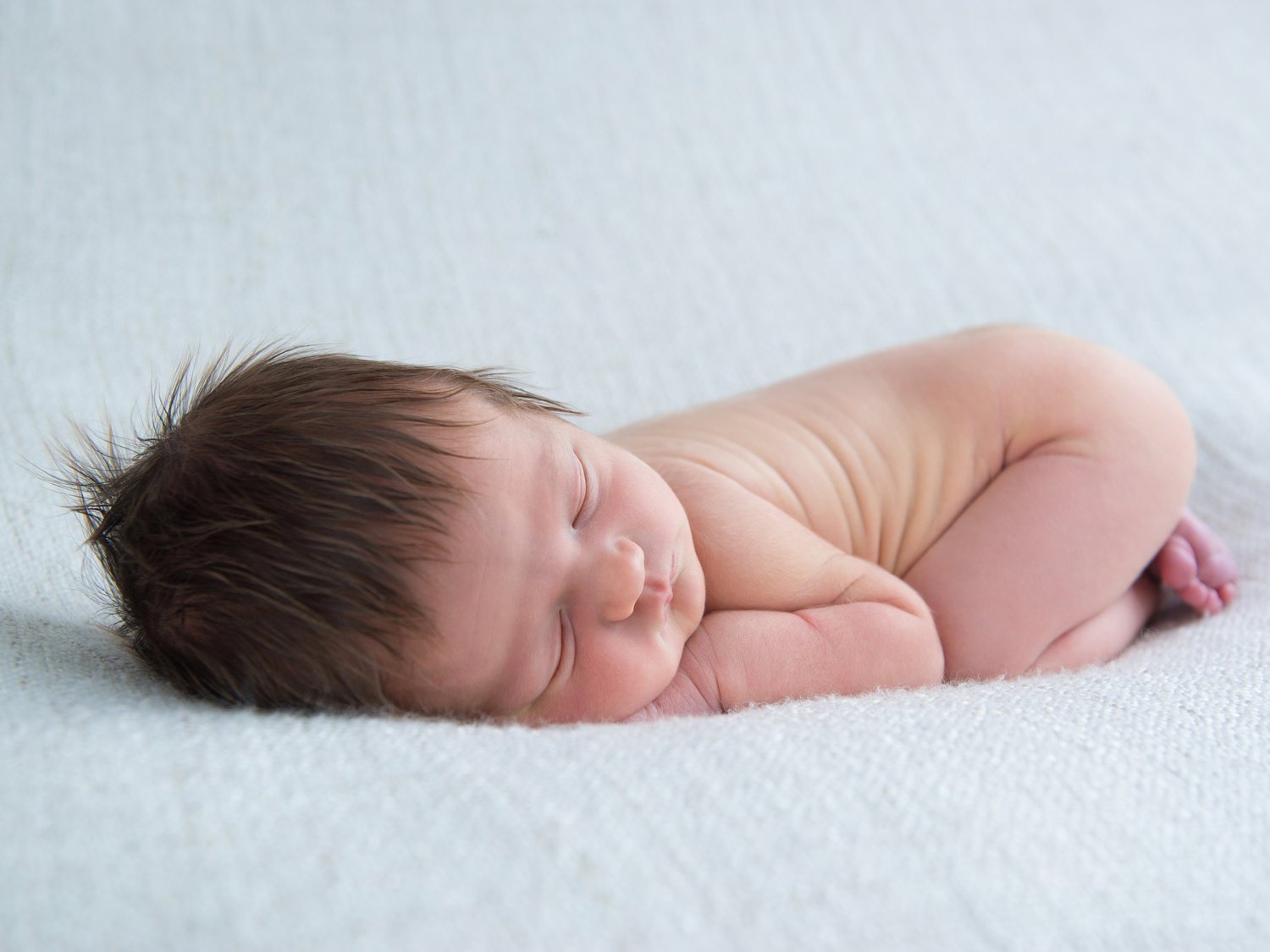 newborn-baby-photography-london-at-home.jpg