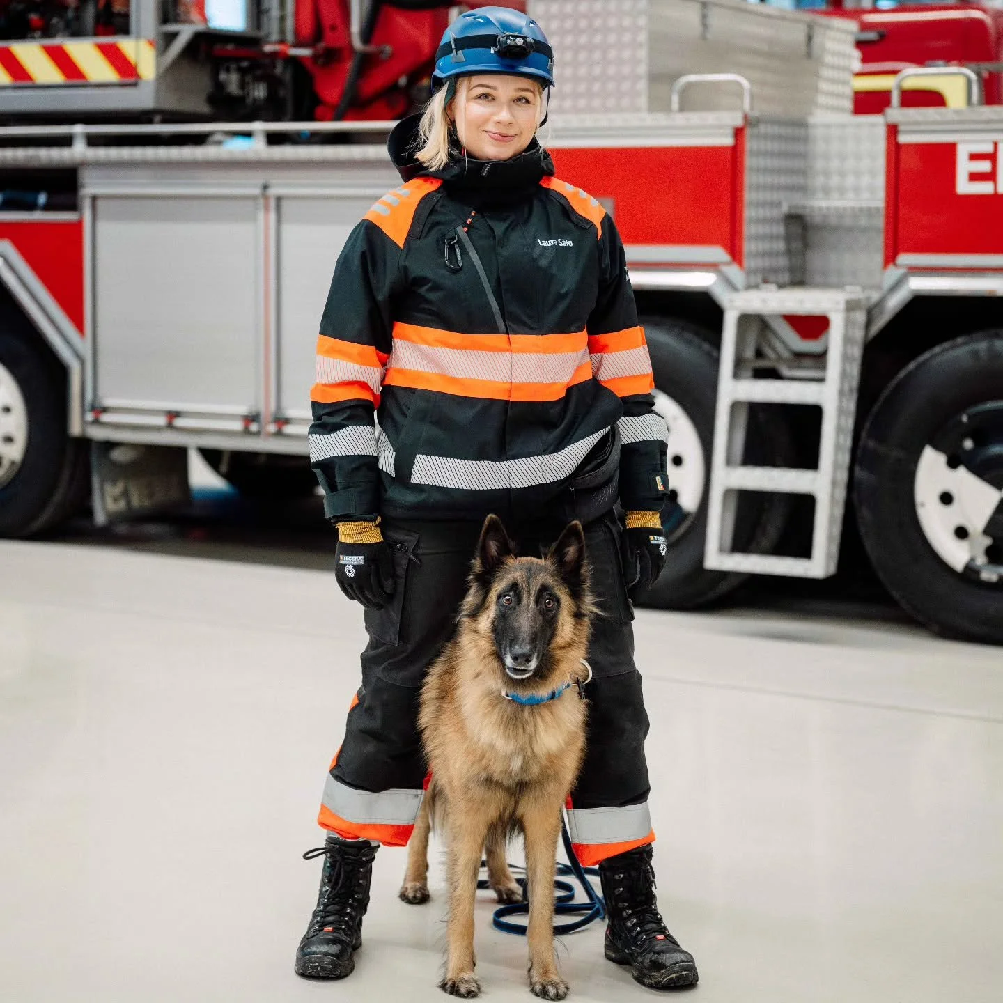 Vaikkei yhdess&auml; operaatioille p&auml;&auml;st&auml;k&auml;&auml;n, niin t&auml;&auml; kuva on merkityksellinen matkamuisto t&auml;h&auml;n astisesta taipaleesta pelastuskoiratoiminnassa. Marvel 💙

Kiitos @elenamikkilaphotography kuvista, jotka 