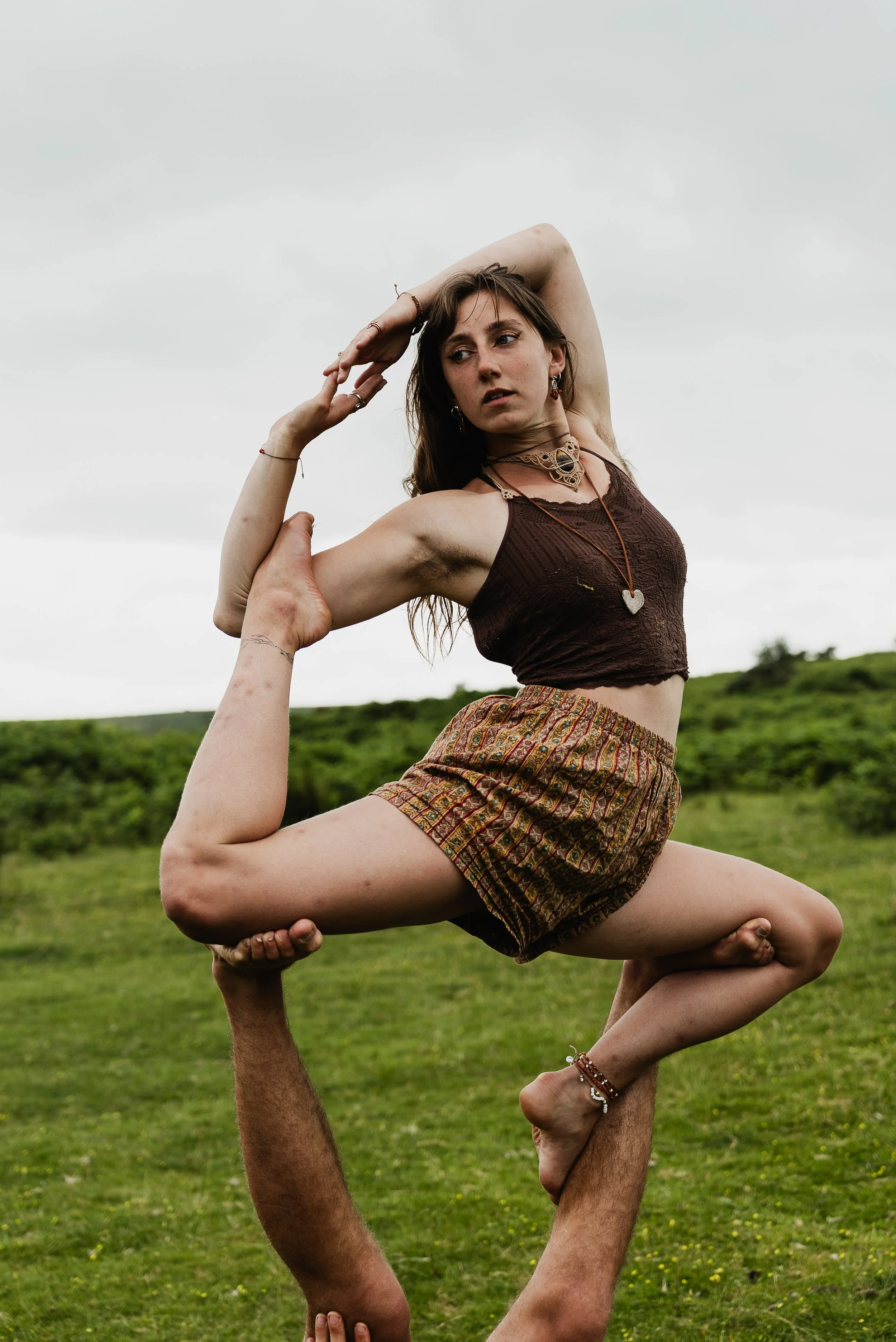 Jess & Isaac yoga-18.jpg