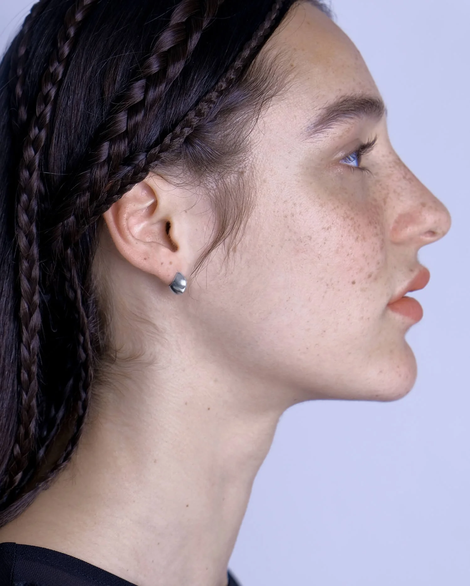 petites boucles d'oreilles lune en argent