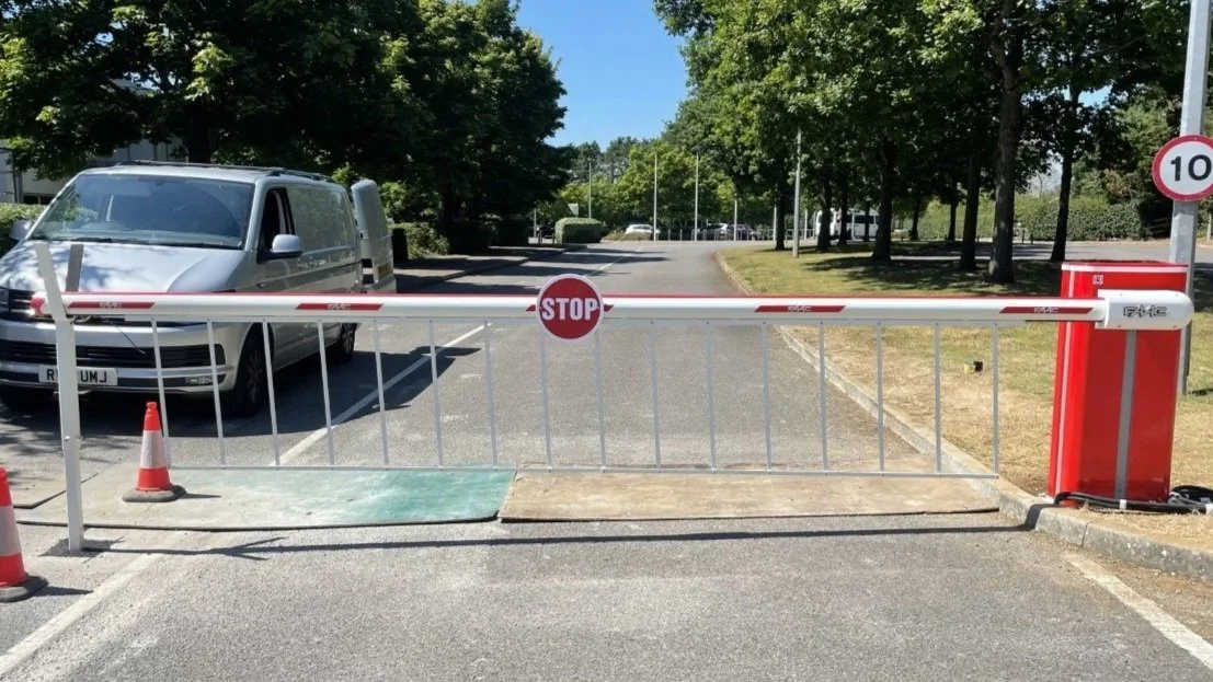 school_exit_barrier