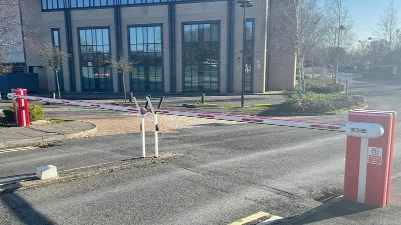 Office_carpark_FAAC_barriers