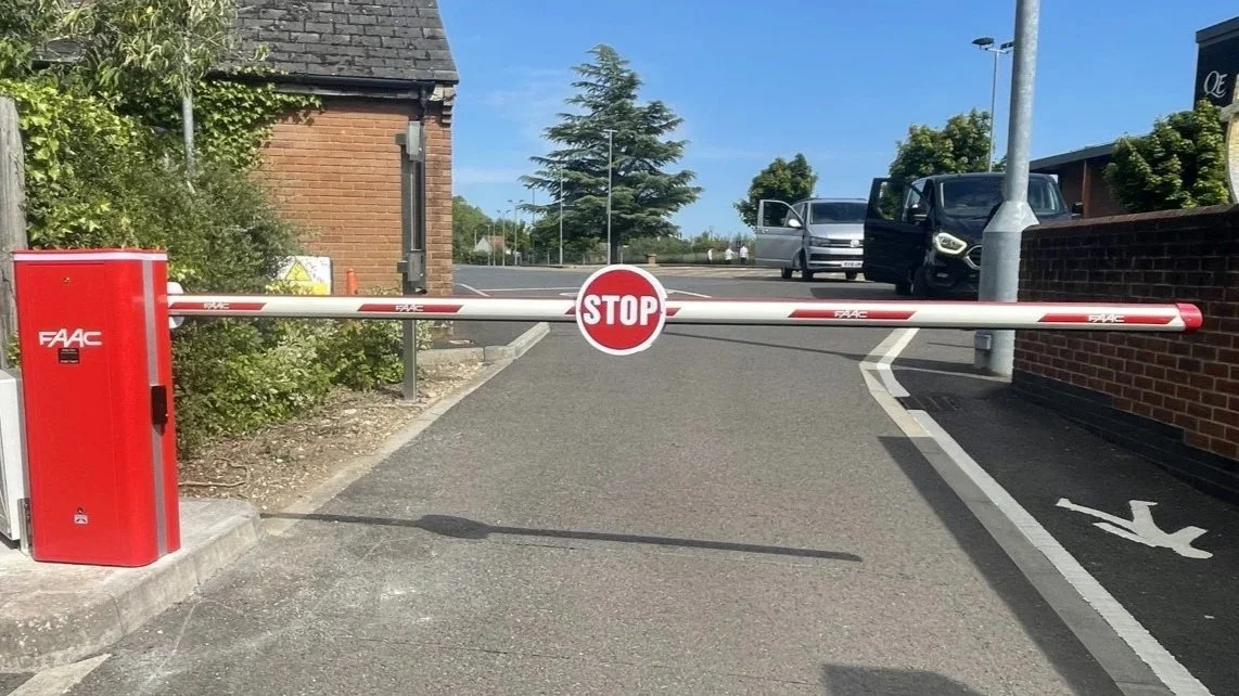 exit_barriers_dorset