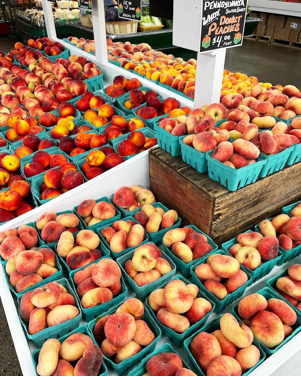 White Nectarines — Farm Fresh Fundraising