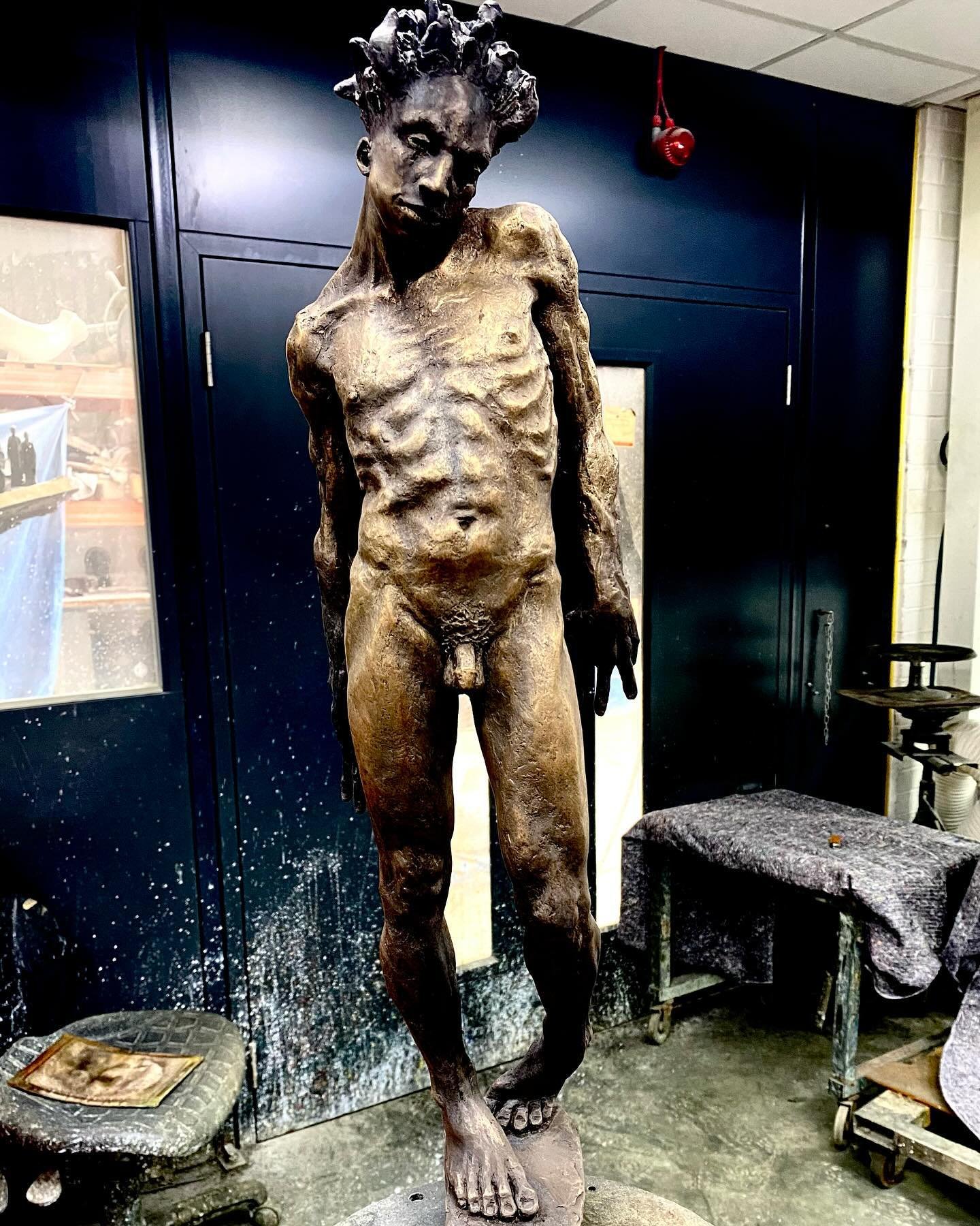Patination in progress getting ready for the affordable art fair on hamster starting on the 8th-12th May message me for tickets x
#aaf #affordableartfair #hampstead #londonartfair #bronzesculpture