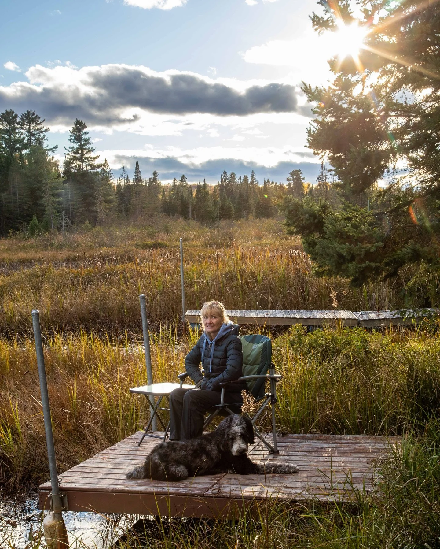 Crisp air. Golden leaves. Campfire nights. 🍂 October camping doesn’t get better than this.
We enjoyed a perfect few days at South Algonquin RV Resort — waking up to frosty mornings, misty lakes, and vibrant fall colours. The days were p