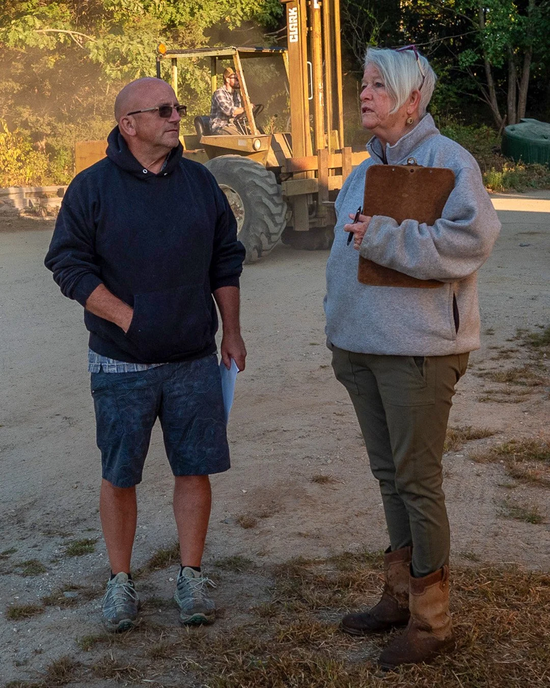 Partner Spotlight! @farmsforfoodequity is a nonprofit dedicated to building a just, sustainable food system by supporting farm viability and fighting hunger. They buy surplus produce from local farms and deliver it to hunger relief organizations, get